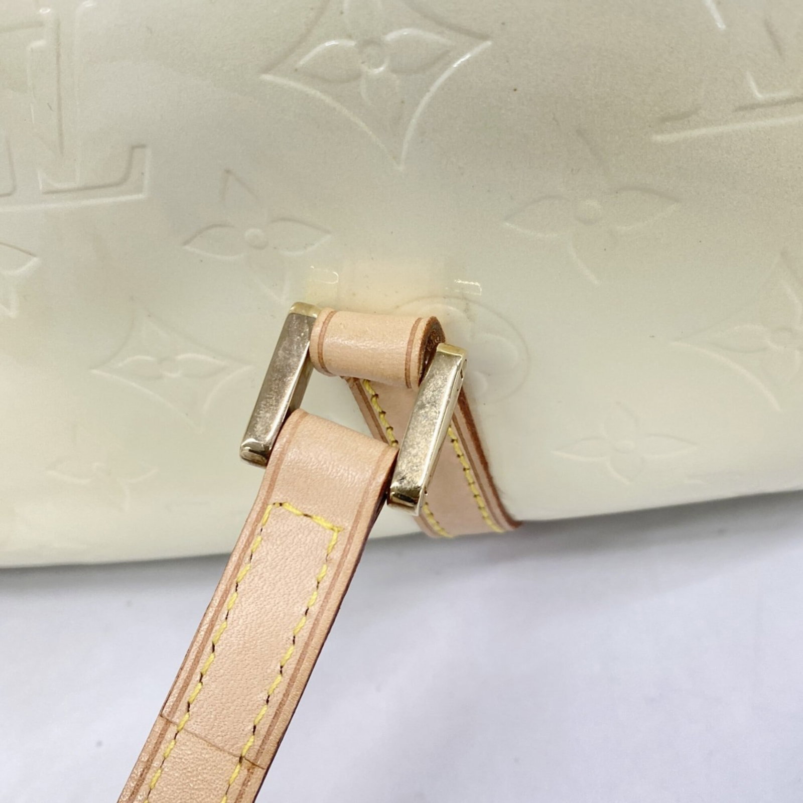 Louis Vuitton Handbag - 10