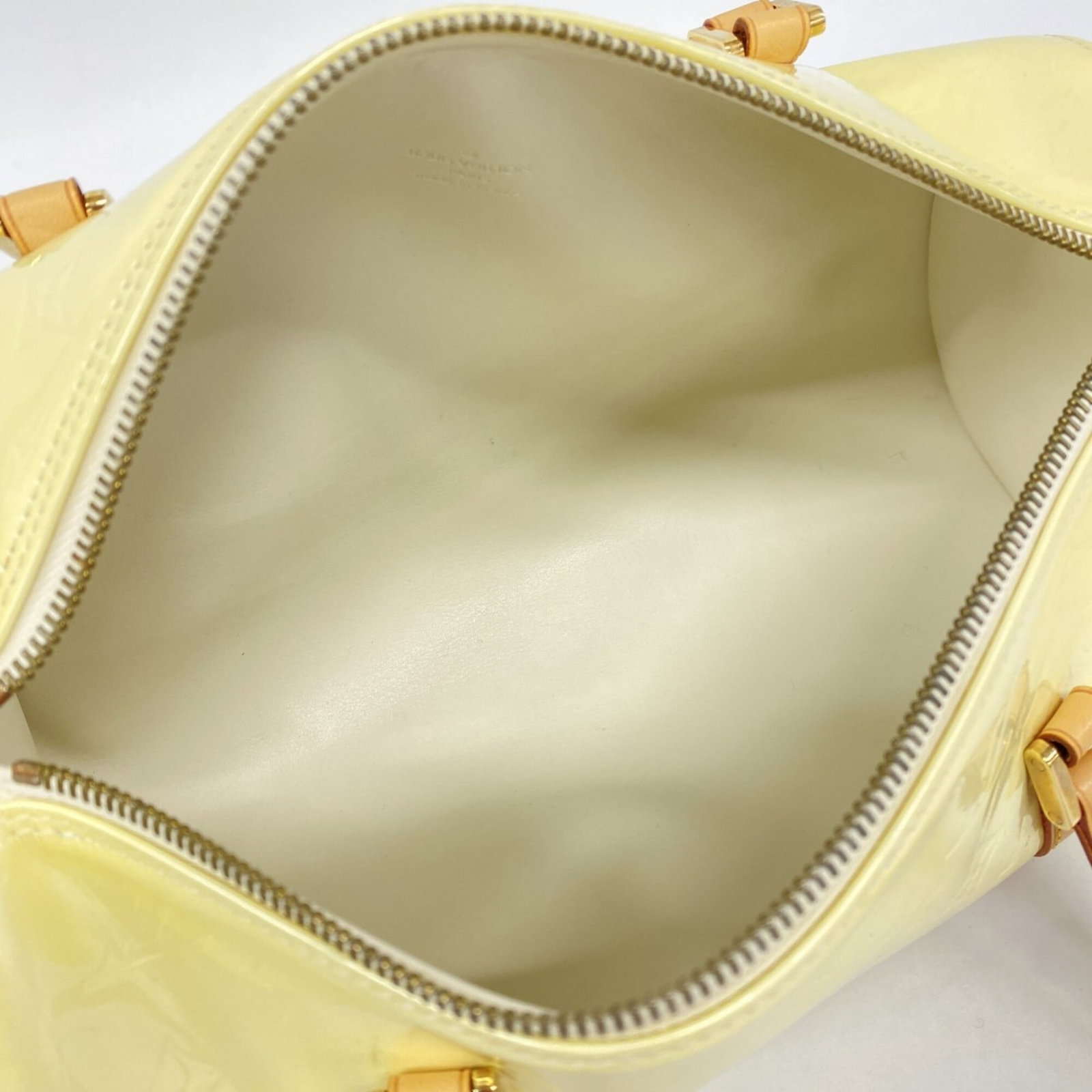 Louis Vuitton Handbag - 4