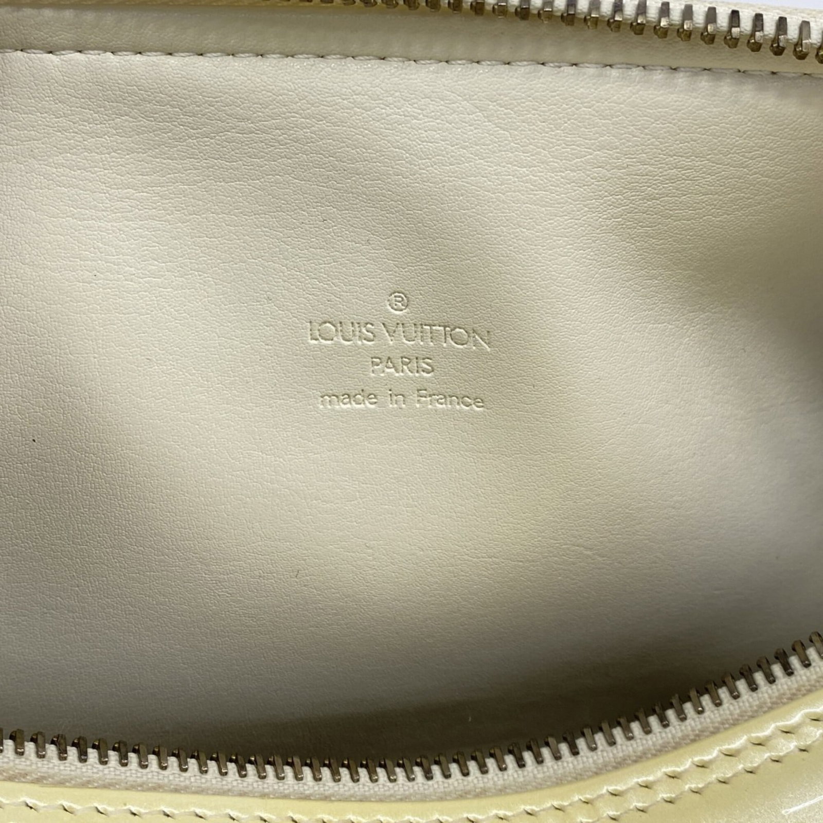 Louis Vuitton Handbag - 5