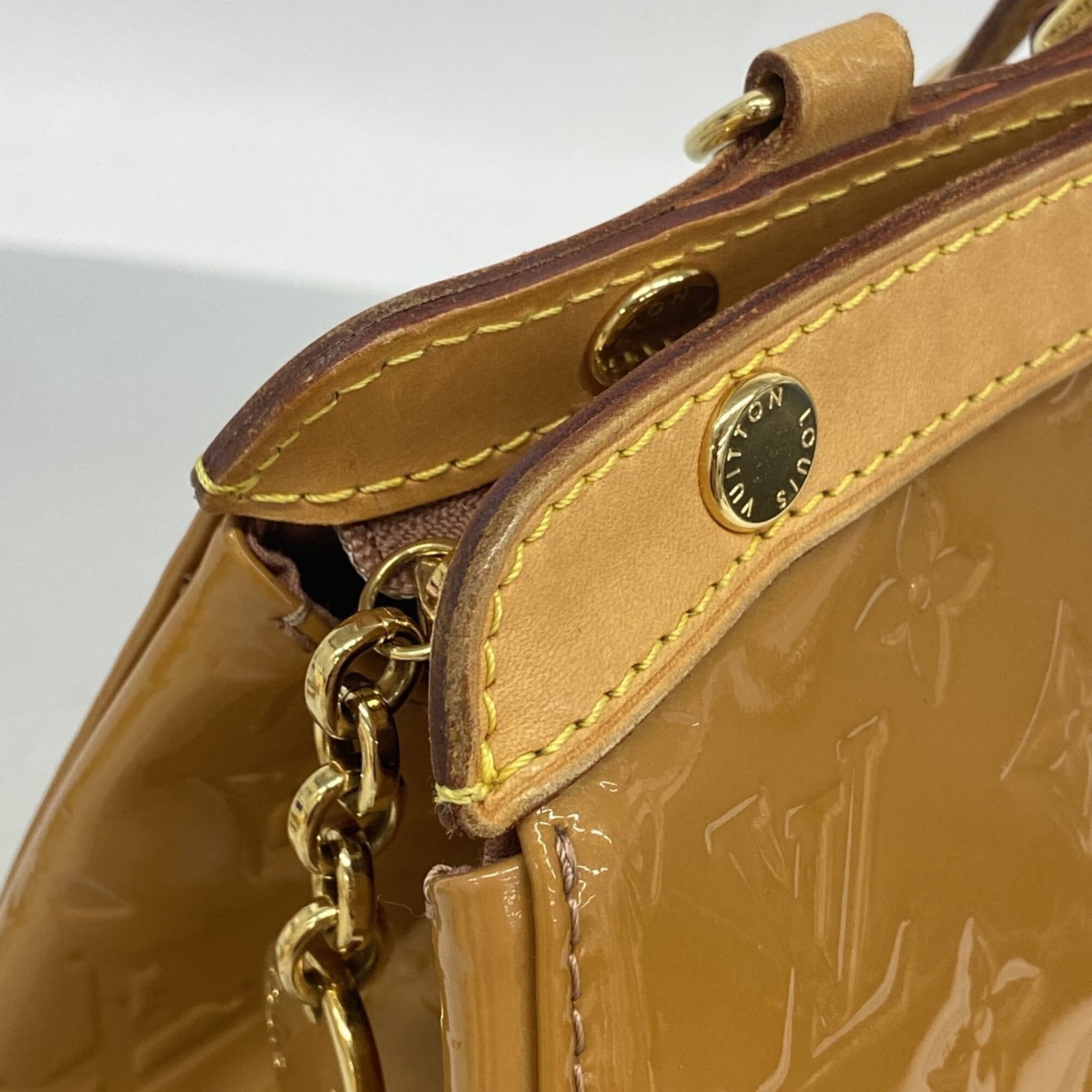 Louis Vuitton Handbag - 7