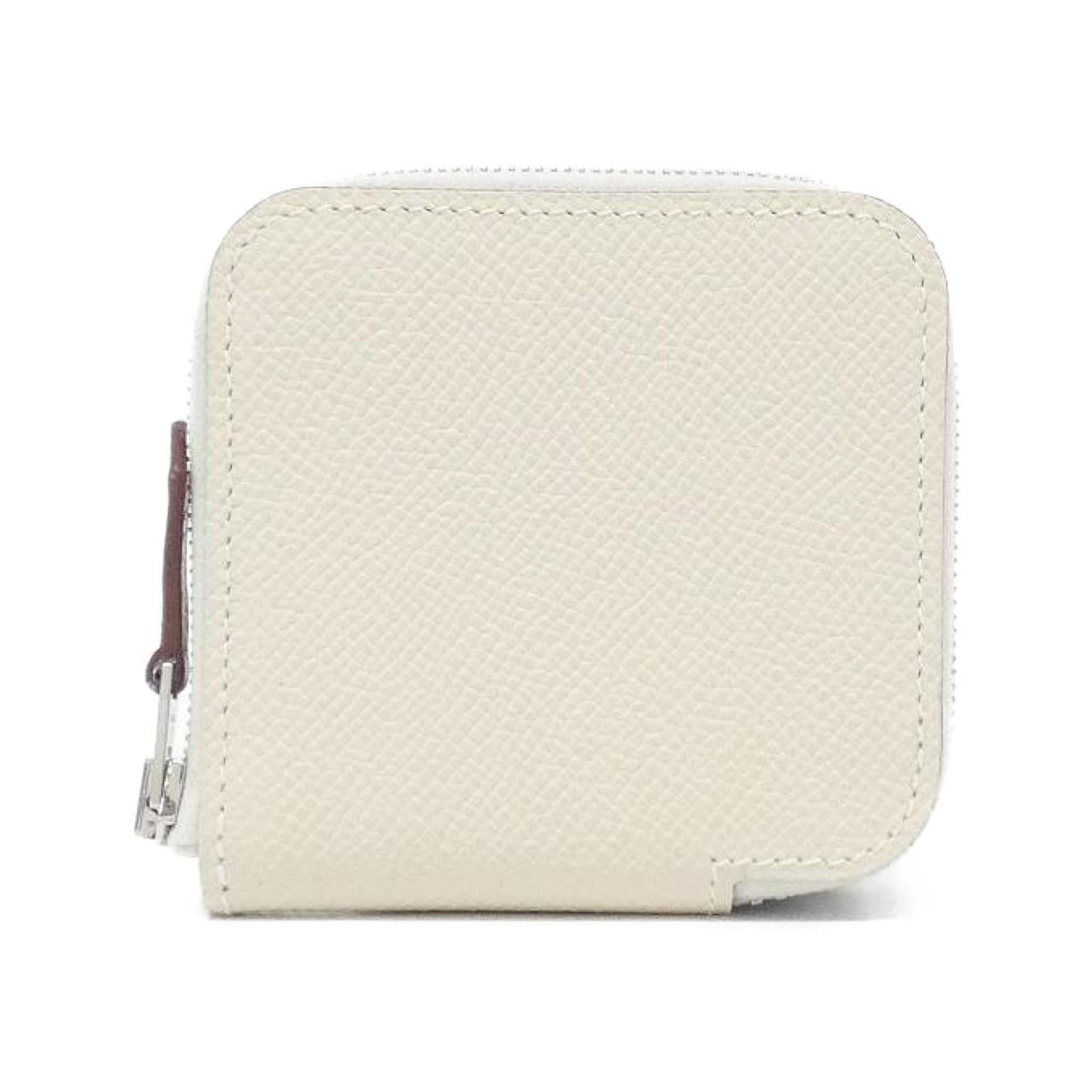 Hermes Coin Purse/ Coin Case Epsom Leather Silk: Hermes Coin Purse/ Coin Case Epsom Leather Silk Epsom leather and silk come together in this elegant Hermes coin purse, its crisp white hue and refined shape evoking a sense of understated sophisticat