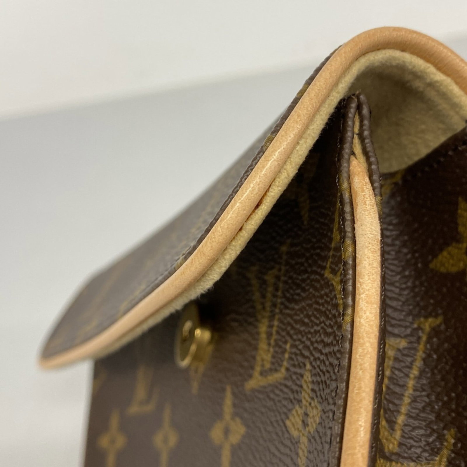 Vuitton Fanny Pack - 6