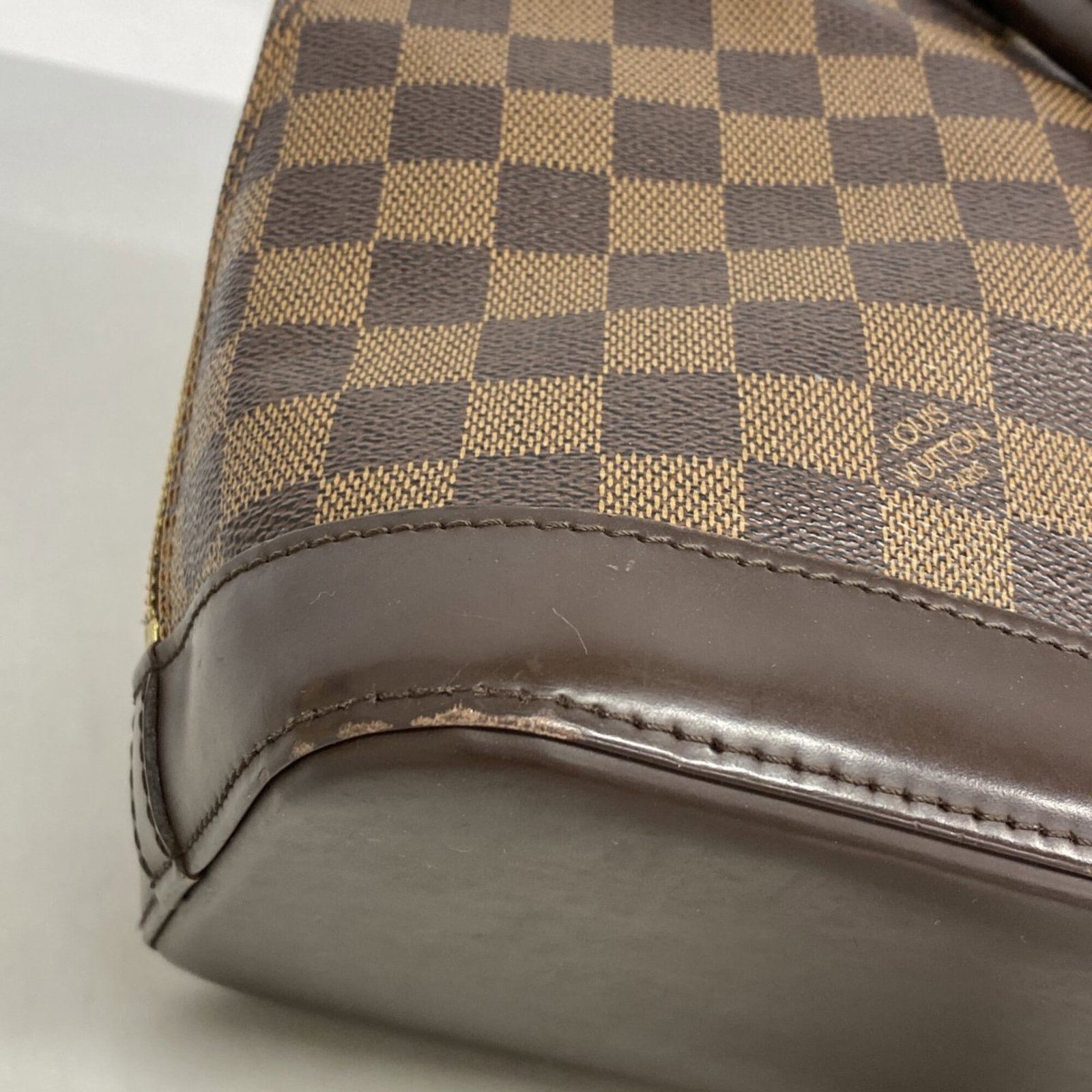Louis Vuitton Handbag - 6