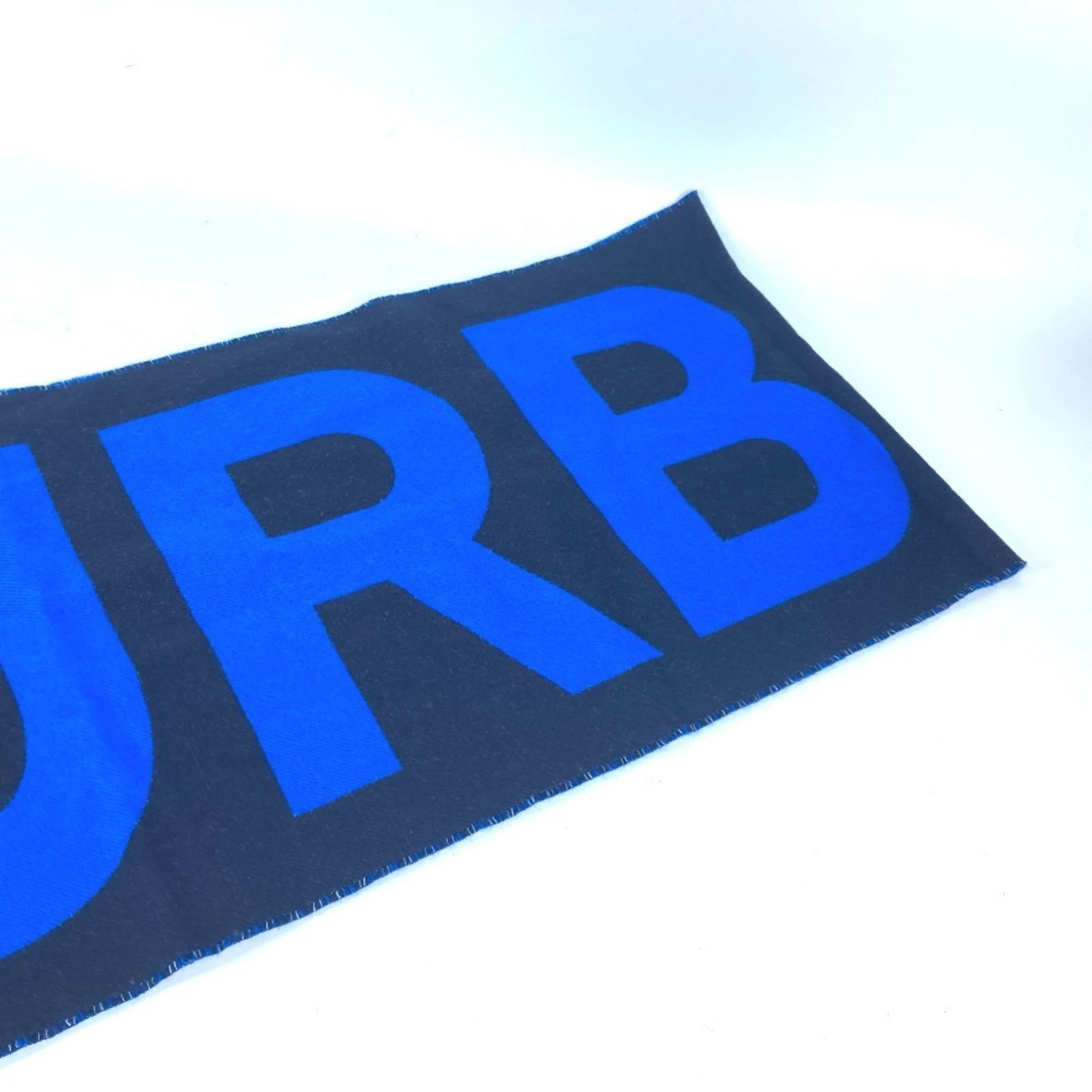 Stole Wool From Burberry - 4