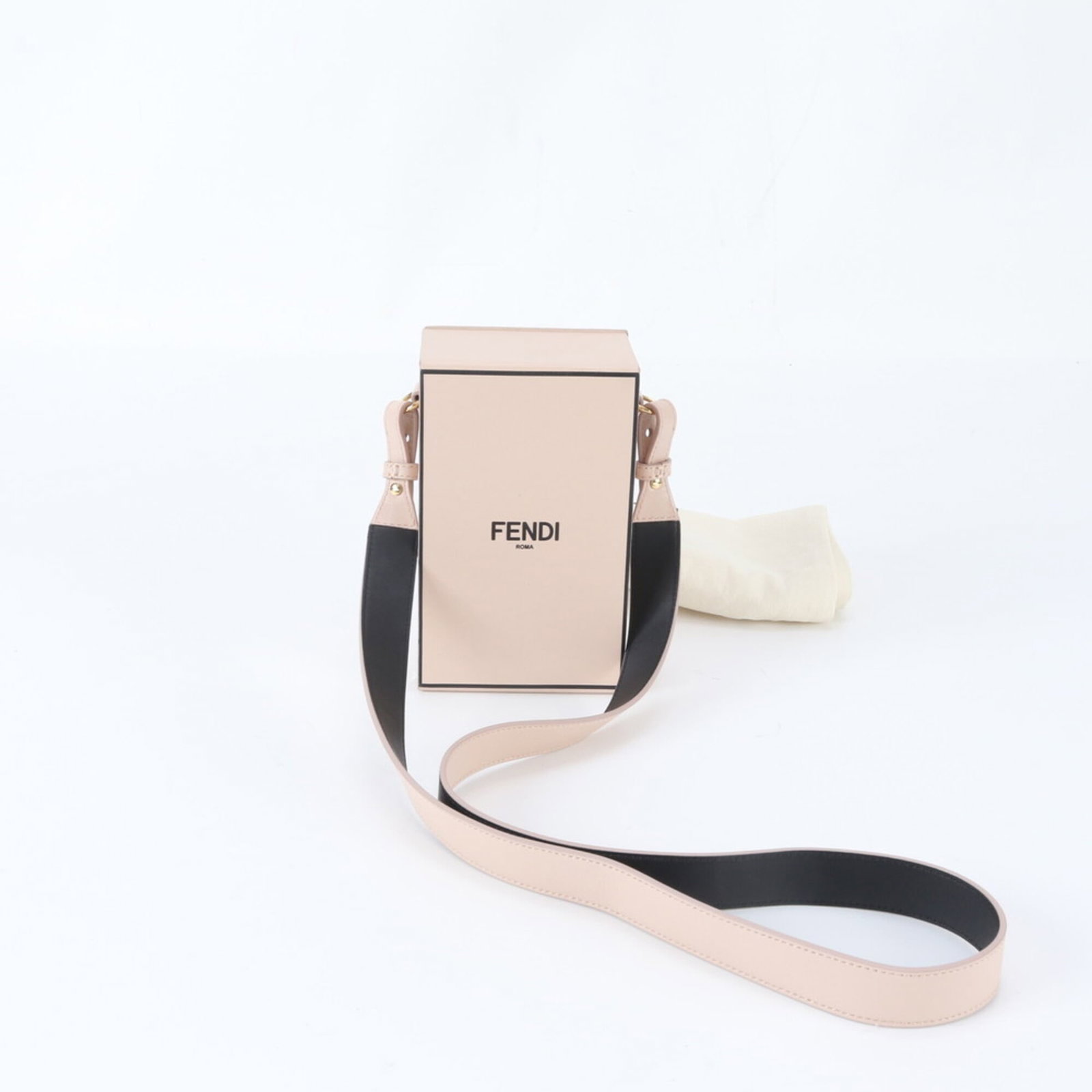 Fendi Shoulder Bag Leather: Fendi Shoulder Bag Leather Fendi Shoulder Bag Leather features sleek black leather and pink accents in a timeless shoulder bag design. Measuring 16cm x 10cm x 7cm, it boasts a sturdy strap length of 1
