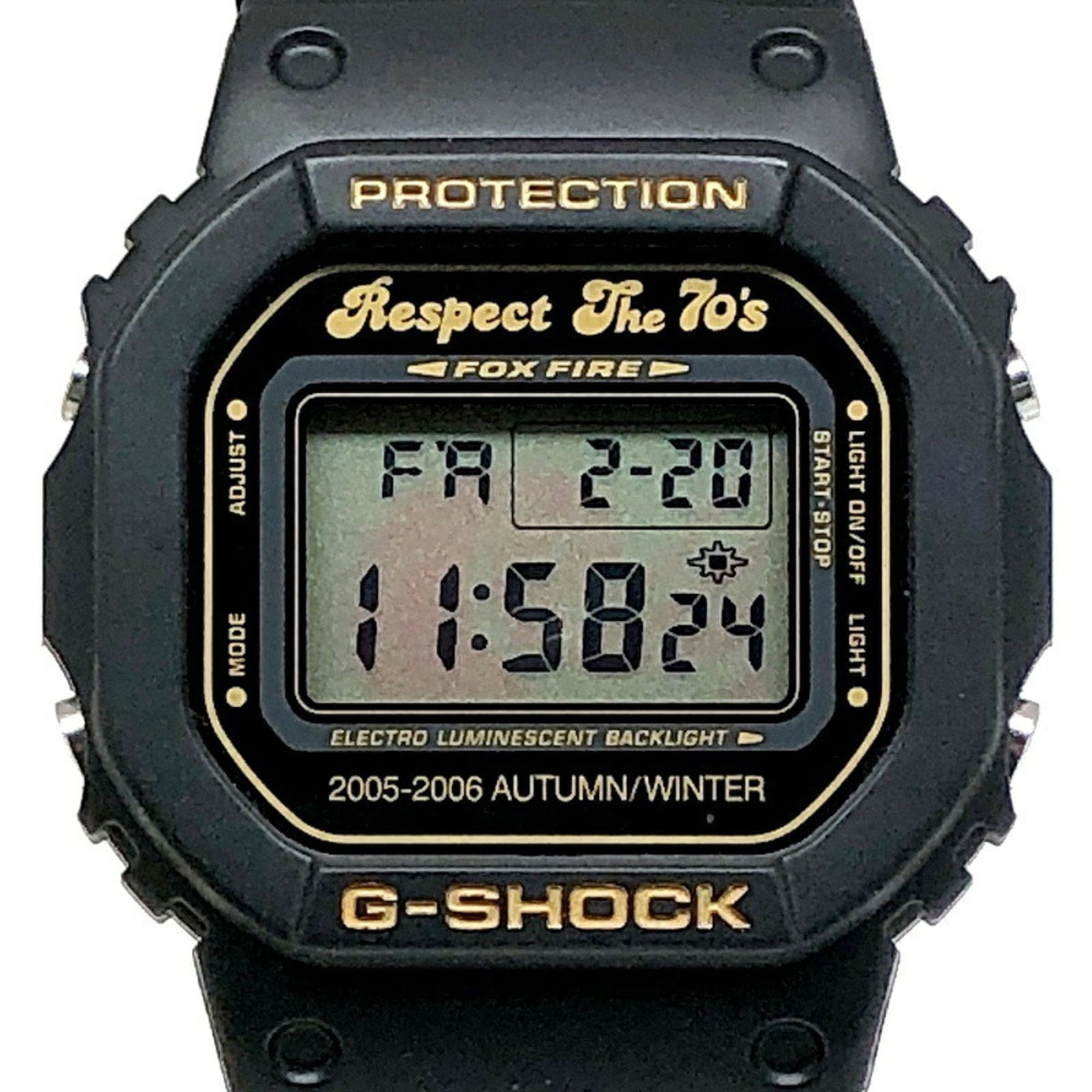 Wristwatch by Casio: Wristwatch by Casio Used Casio Wristwatch with Black Resin Band and Digital Display. This men's wristwatch features a black dial and has some traces of usage, including minor scratches and dirt. The