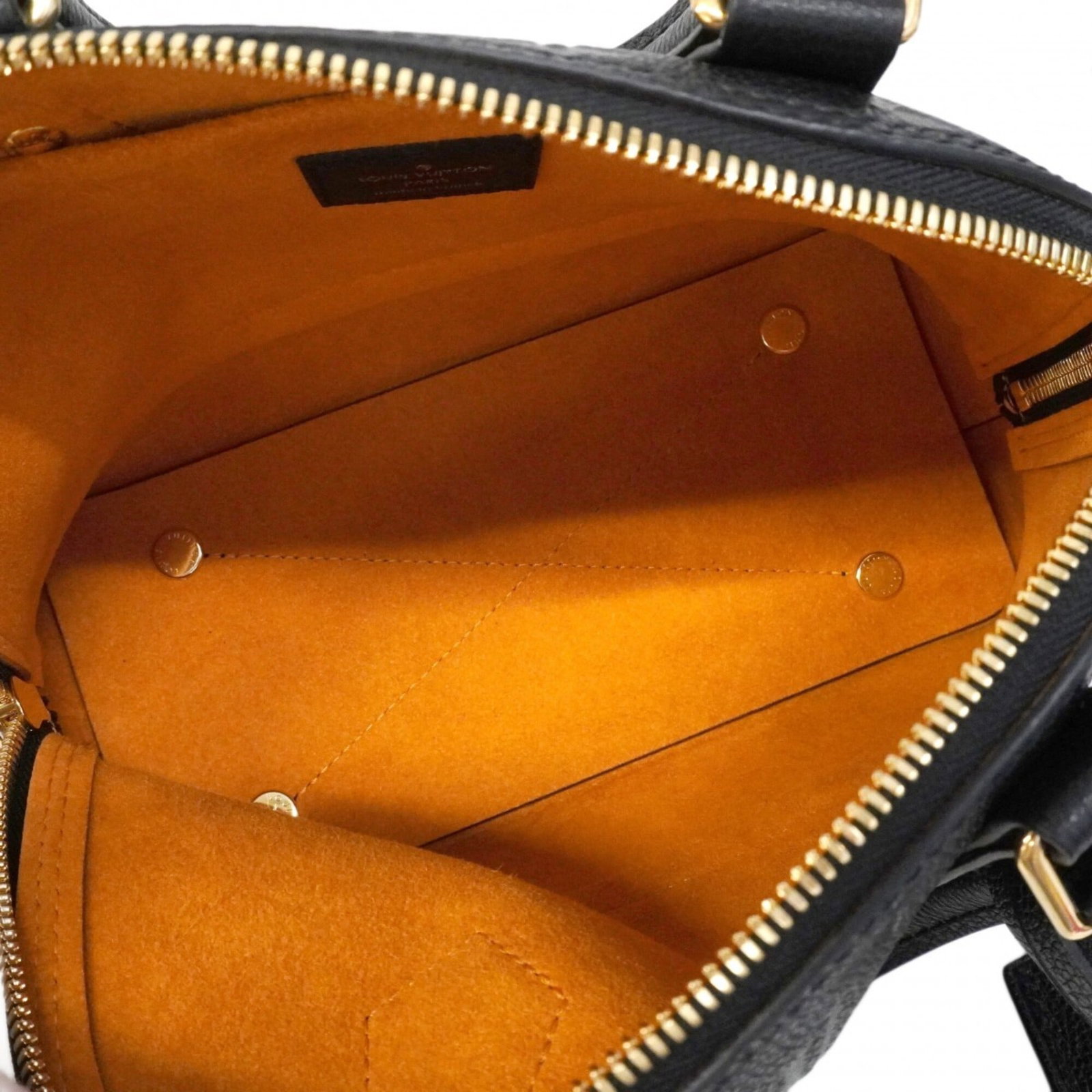 Handbag by Louis Vuitton - 4