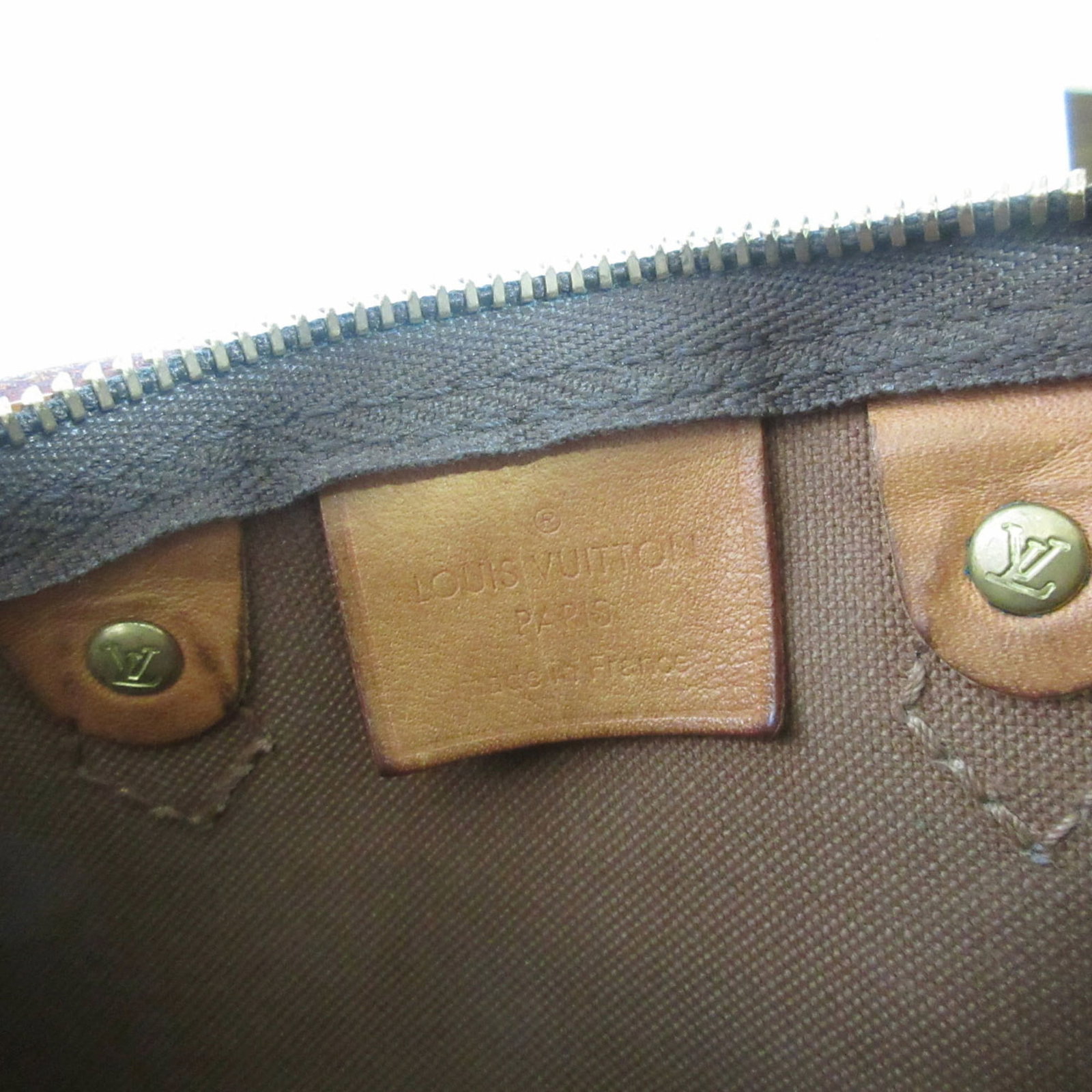 Louis Vuitton Pouch Monogram - 15