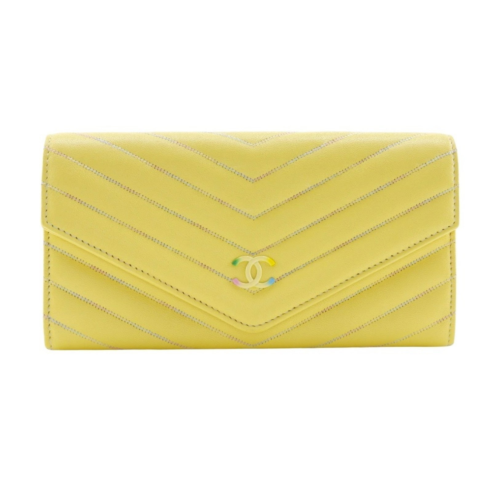 Chanel Long Wallet (Bi-Fold) Leather: Chanel Long Wallet (Bi-Fold) Leather Used Chanel Long Wallet (Bi-Fold) Leather, featuring lambskin material and a classic yellow color. The wallet measures 10.5cm x 19.5cm x 2.5cm and shows traces of