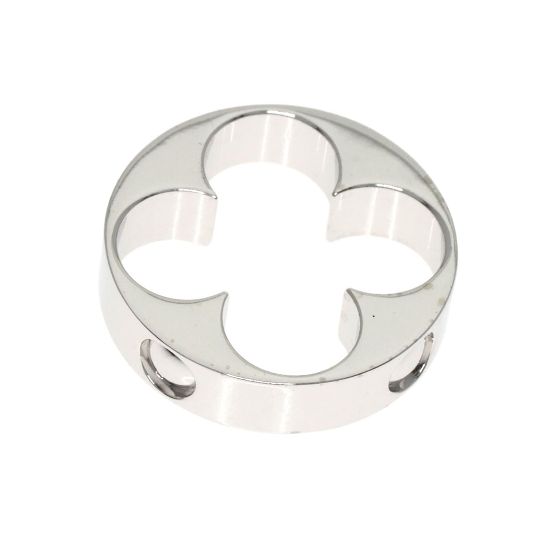 Louis Vuitton Pandantiffe Pendant Top K18 White Gold: Louis Vuitton Pandantiffe Pendant Top K18 White Gold K18 White Gold Louis Vuitton Pandora Pendant Top, featuring a sleek silver finish and bearing the signature of the renowned brand. This elegant