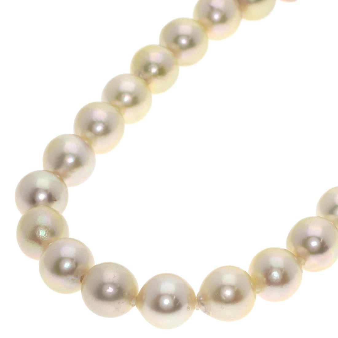 Akoya Pearl Necklace Silver 57.2G: Akoya Pearl Necklace Silver 57.2G Silver Akoya Pearl Necklace with a sleek 18.8-inch length, showcasing a beautiful white main stone surrounded by high-quality silver details. The necklace features a