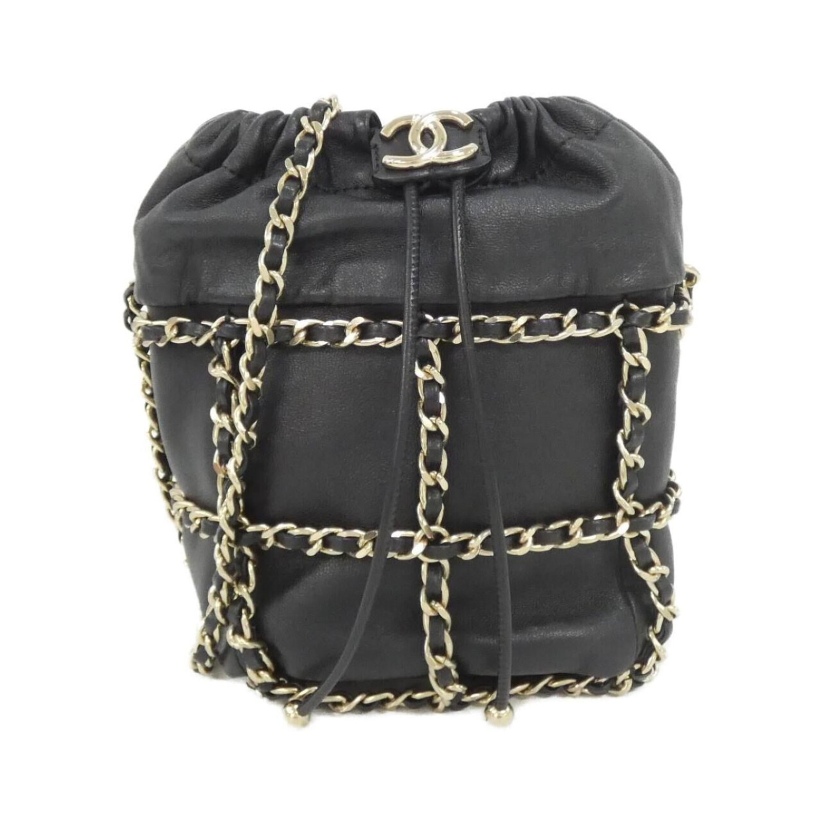 Shoulder bag leather Chanel: Shoulder bag leather Chanel This black lambskin shoulder bag from Chanel features gold hardware and a classic design. With its sleek lines and timeless style, it's a versatile accessory that can add