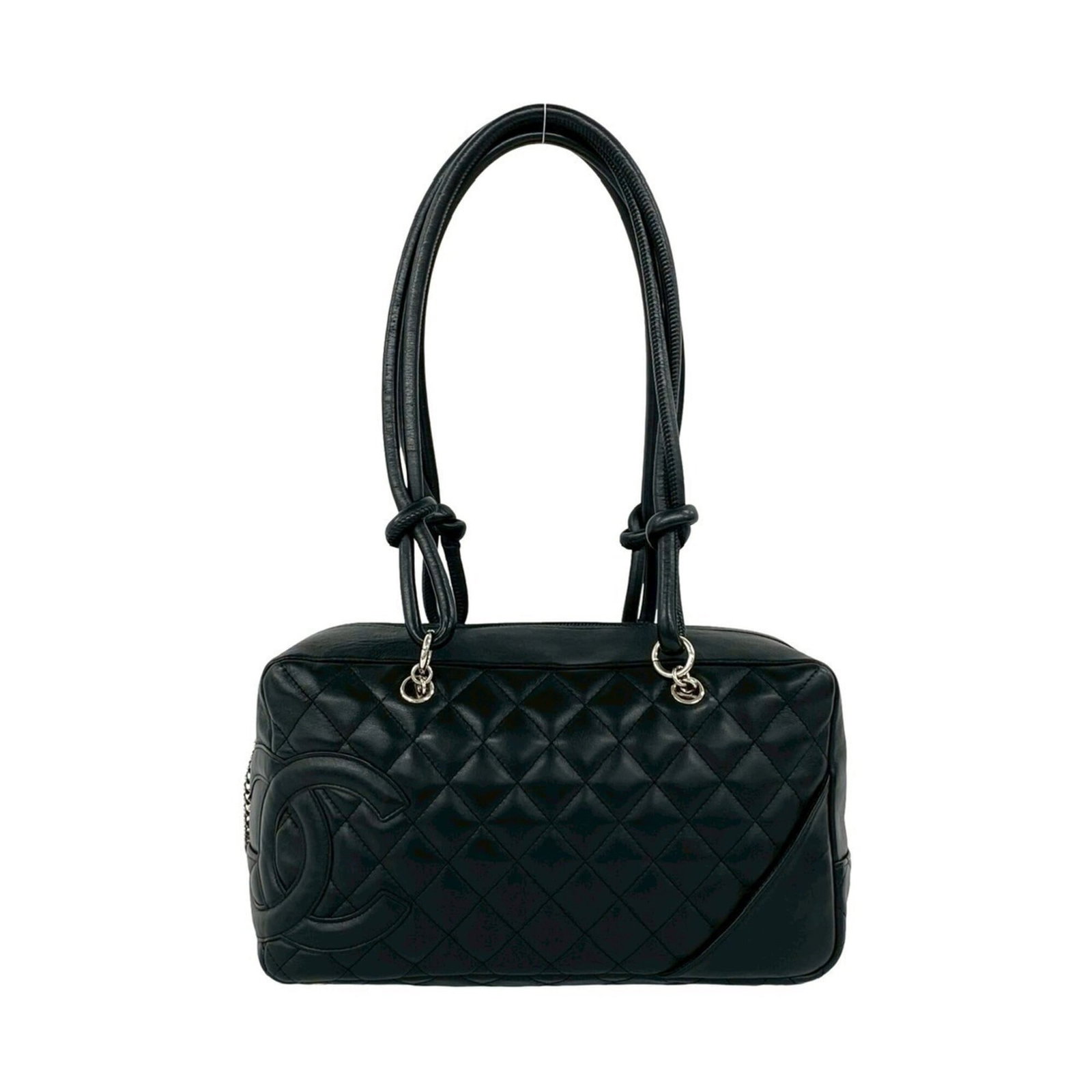 Chanel Handbag Shoulder Bag Leather: Chanel Handbag Shoulder Bag Leather Black leather Chanel shoulder bag with a classic design, featuring a 15.5cm x 27cm x 10cm size and a timeless black color. The bag has been used and shows traces of