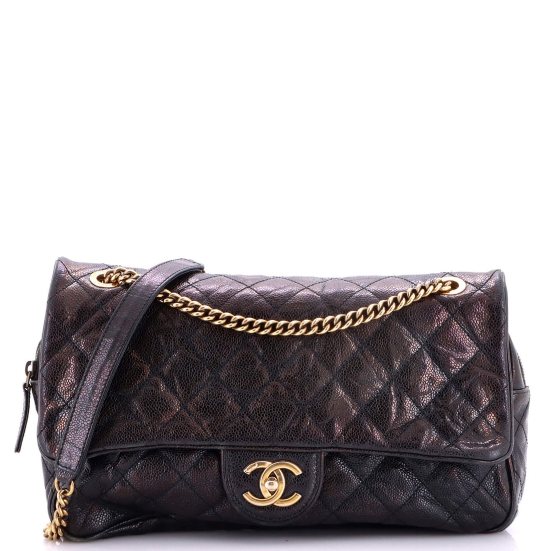 Shiva Flap Quilted Bag Large Caviar Chanel: Shiva Flap Quilted Bag Large Caviar Chanel Shiva Flap Quilted Bag Large Caviar Chanel features a classic black leather exterior with quilted detailing, adorned with aged gold hardware. This large shou