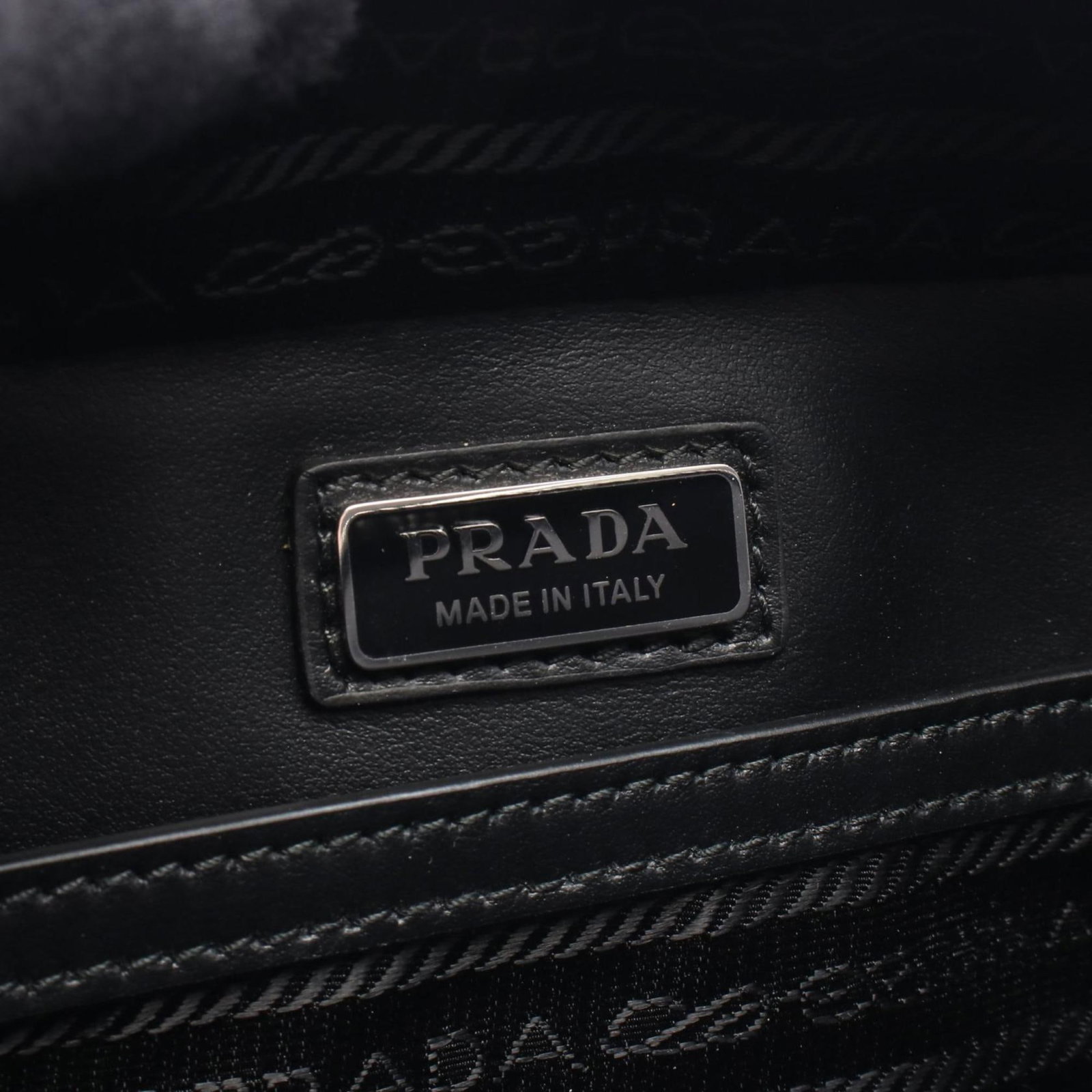 Leather Shoulder Bag Prada - 4