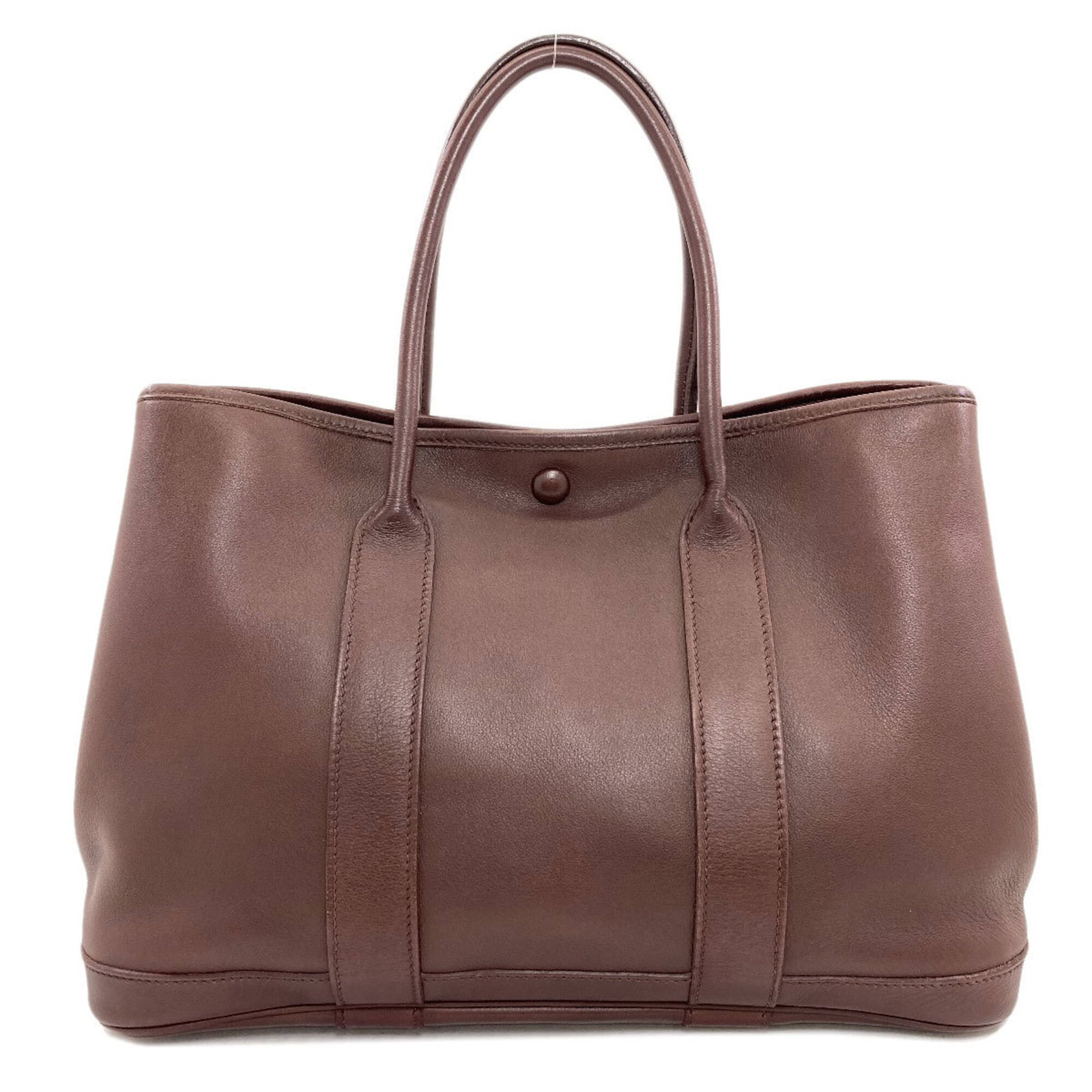 Swift leather handbag Hermes: Swift leather handbag Hermes Swift leather handbag from Hermes, featuring Havane color and a classic design. This pre-owned bag has some minor signs of usage, including scratches and dirt, but