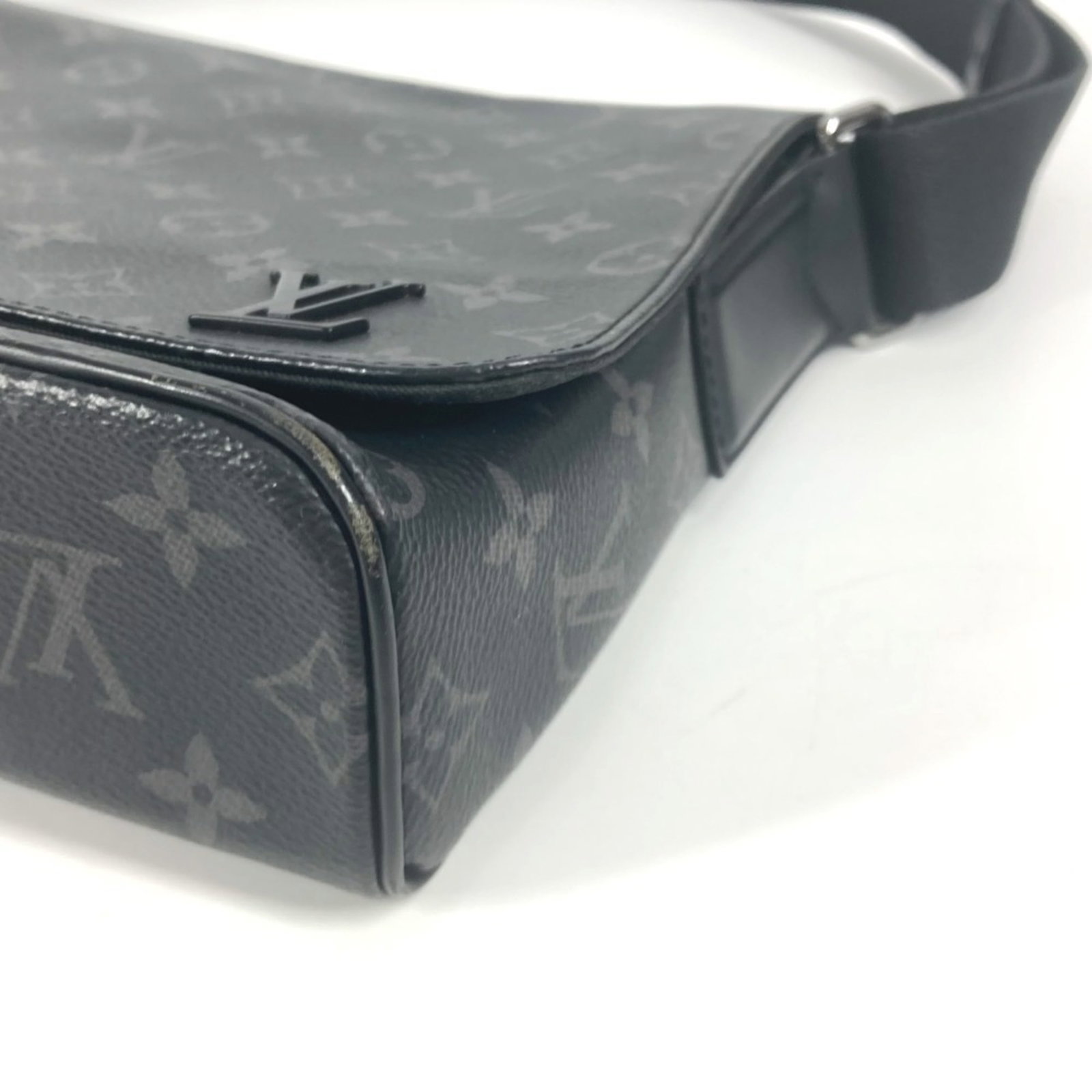 Monogram Eclipse Louis Vuitton Bag Shoulder - 7