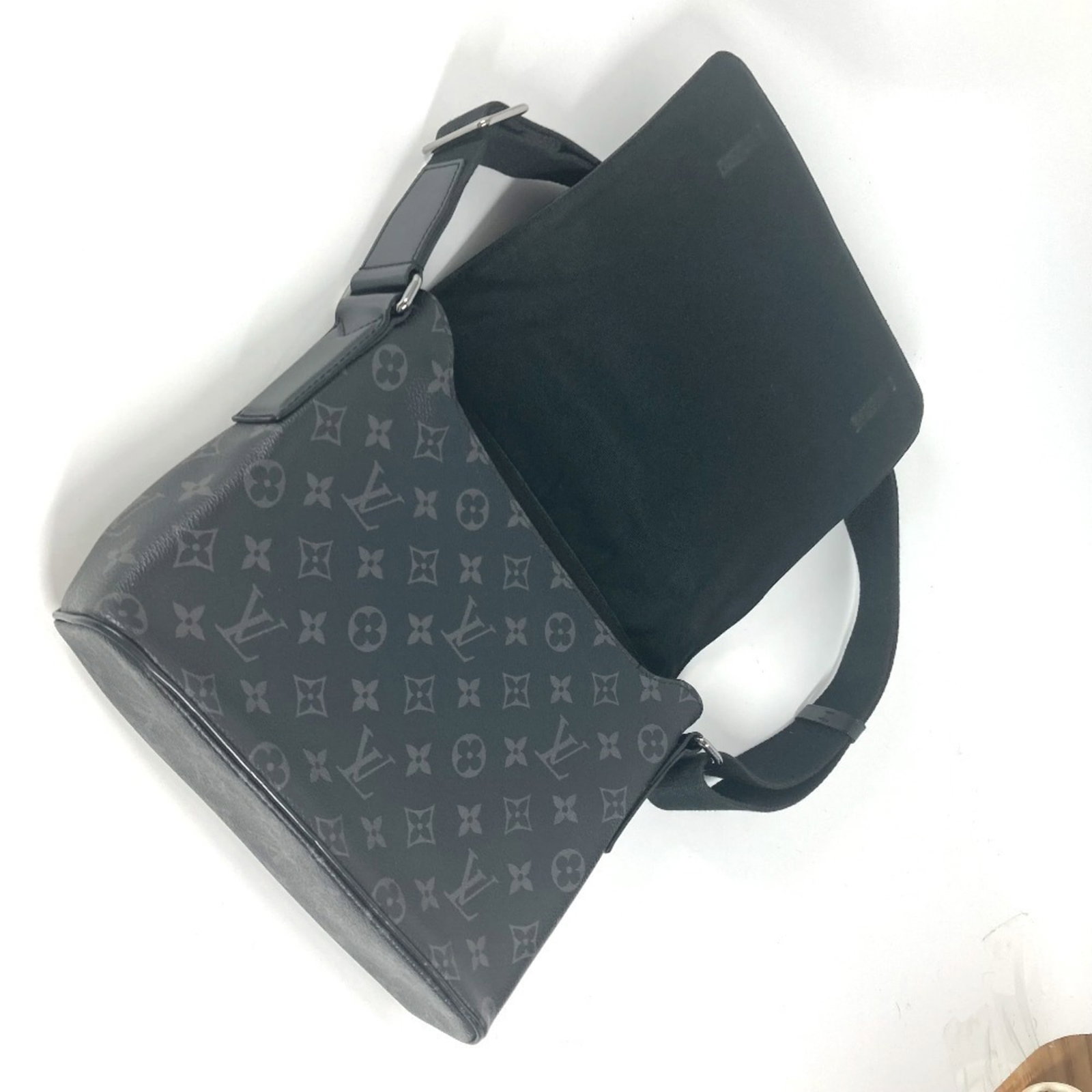 Monogram Eclipse Louis Vuitton Bag Shoulder - 9