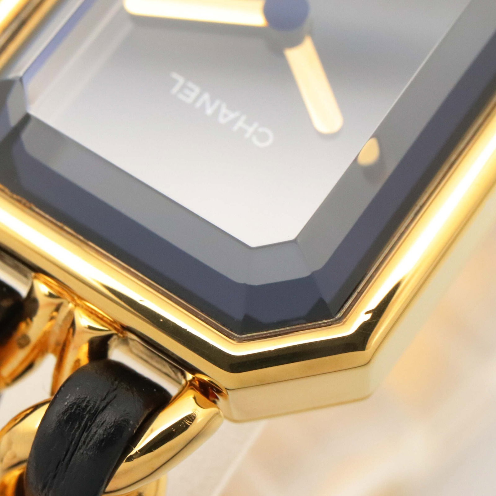 Chanel Wristwatch - 10