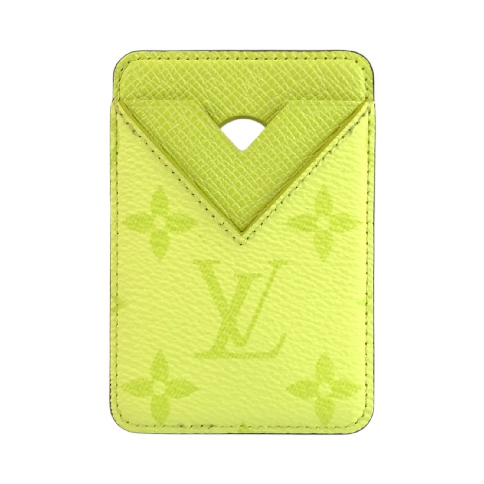 Vuitton business case leather card: Vuitton business case leather card Yellow leather business card case made by Louis Vuitton, bearing a signature. The item is in used but like new condition, with hardly any traces of usage. Made from
