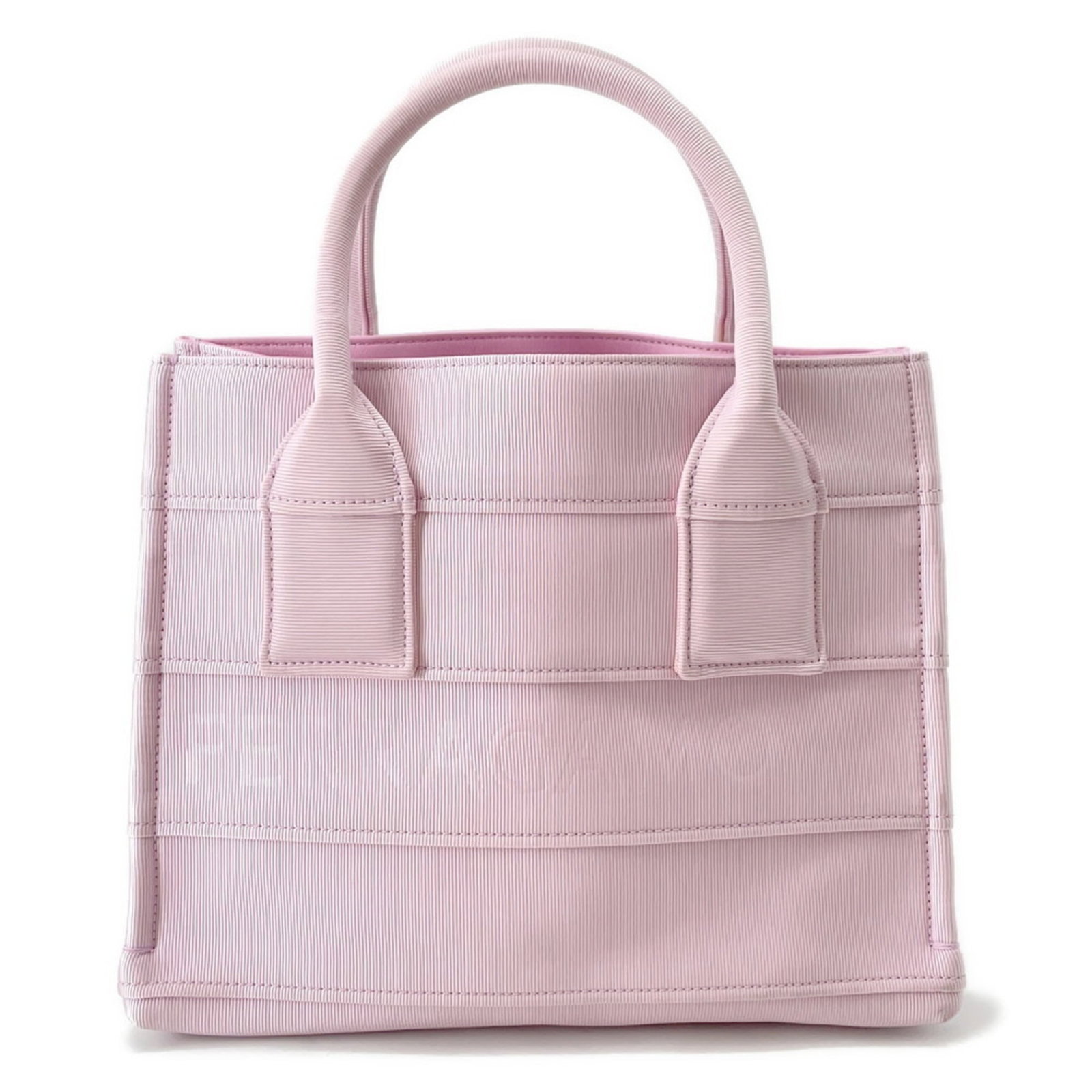 Fabric Handbag Salvatore Ferragamo: Fabric Handbag Salvatore Ferragamo Pink fabric handbag with silver hardware, featuring an open closure. Made from high-quality material, this Salvatore Ferragamo bag measures 20.5cm x 25.5cm x 12.5cm 