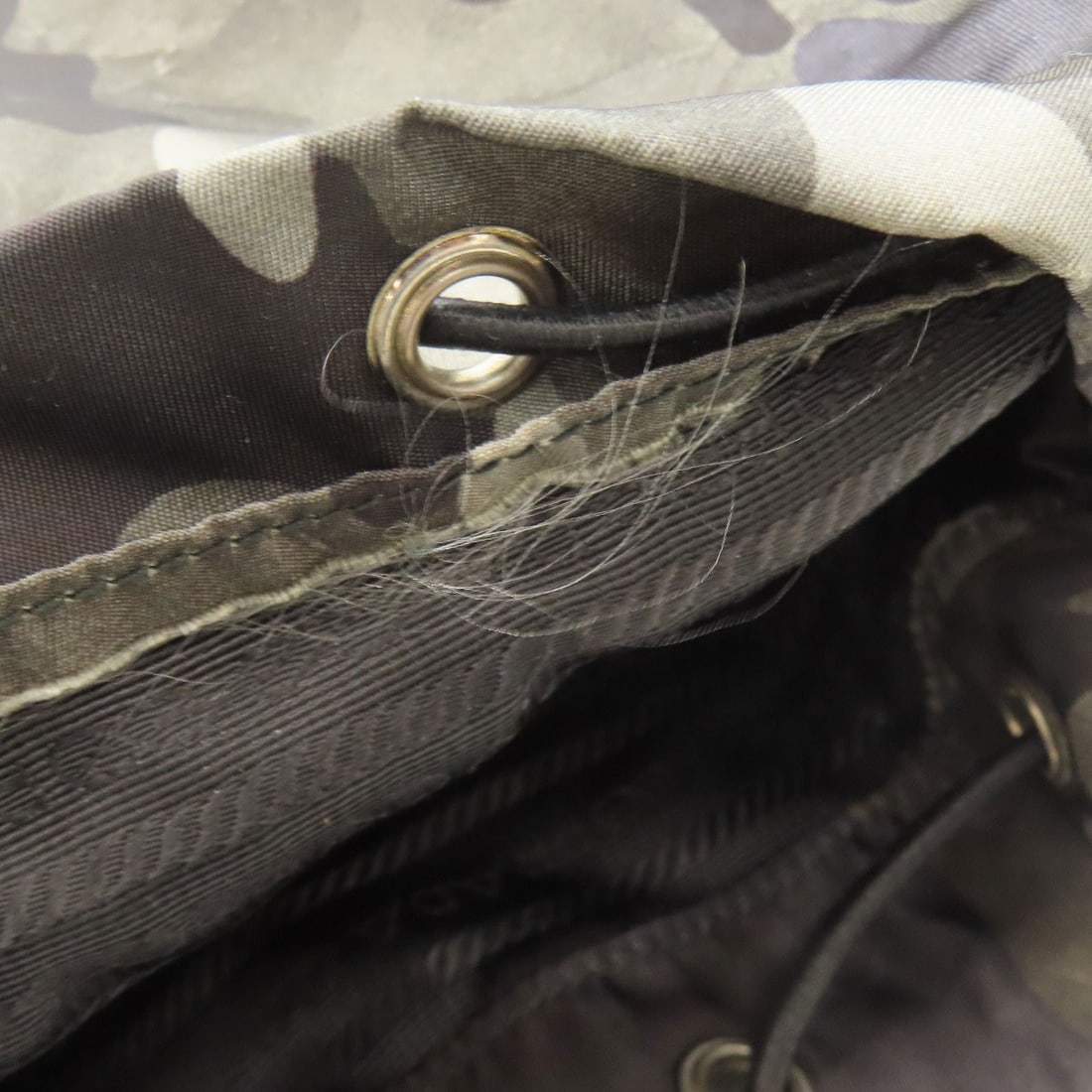 Backpack nylon daypack pattern camouflage Prada - 10