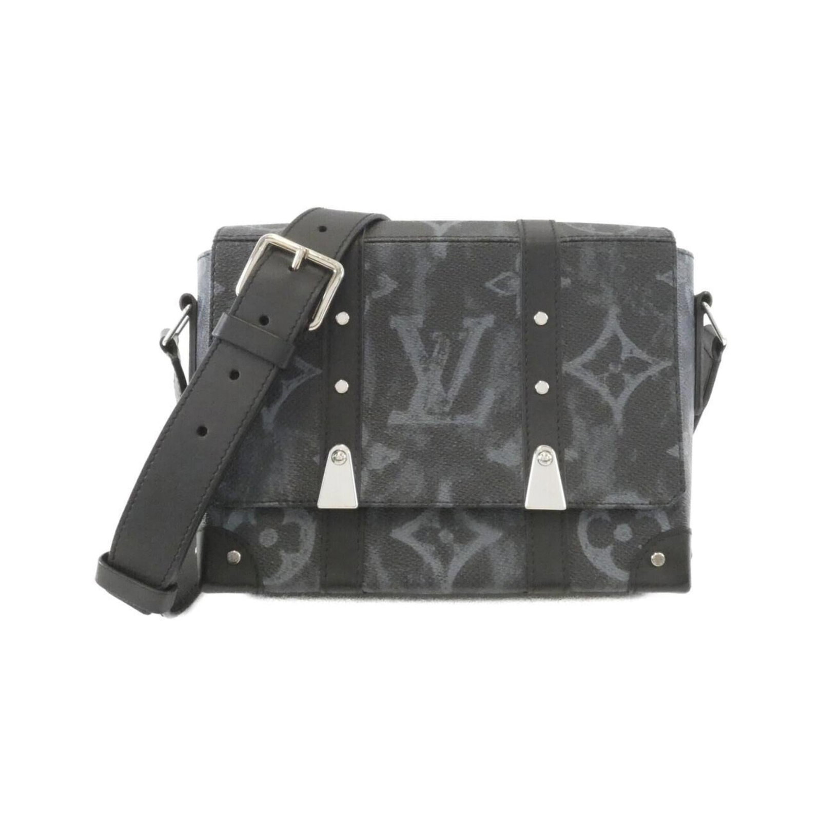 Coated Canvas By Shoulder Bag Louis Vuitton: Coated Canvas By Shoulder Bag Louis Vuitton Used Louis Vuitton shoulder bag made from coated canvas in black, featuring silver hardware. The bag has some scratches and dirt but remains in very good