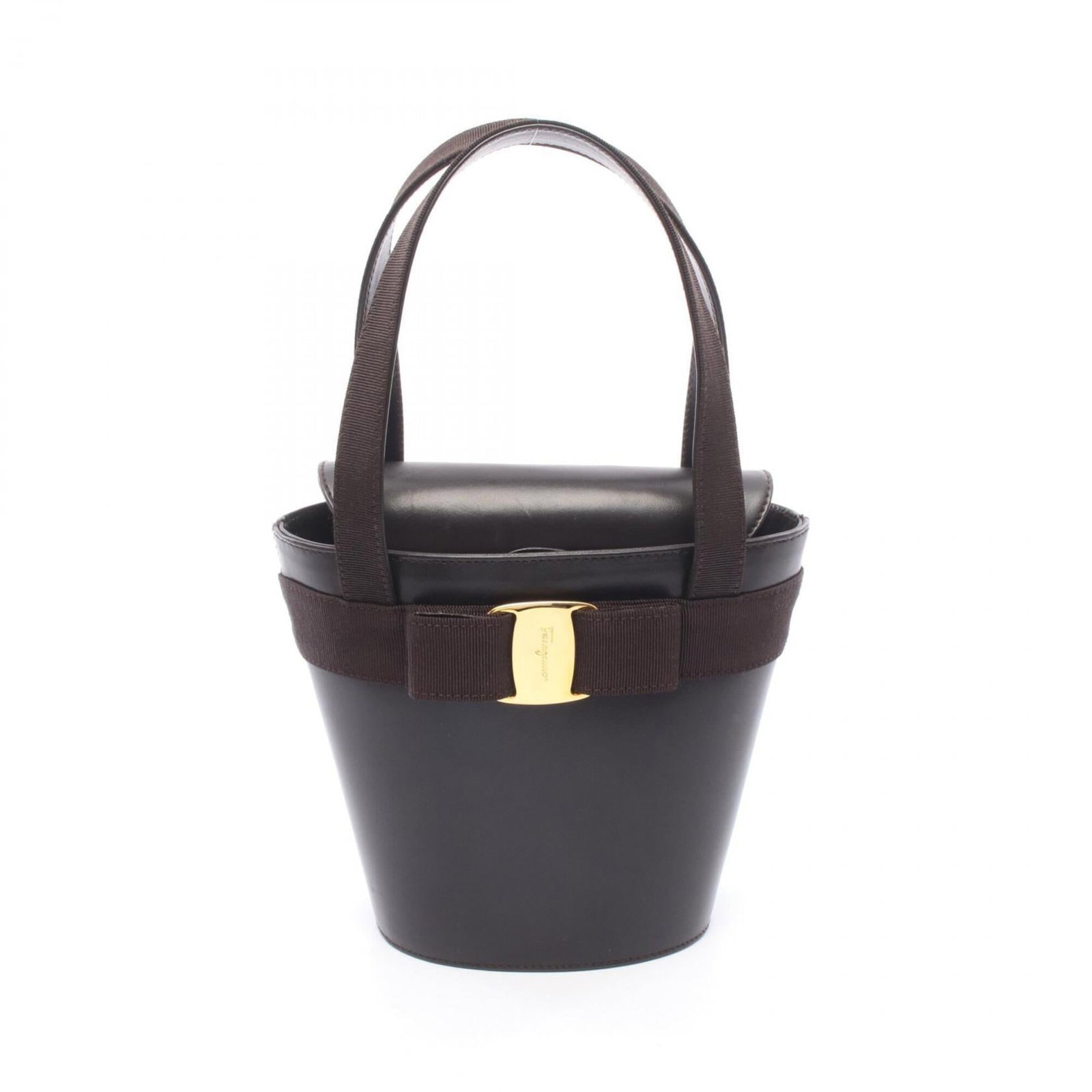 Ferragamo Salvatore Handbag Leather: Ferragamo Salvatore Handbag Leather This Salvatore Ferragamo handbag features high-quality leather in a rich brown color, with a classic design and timeless elegance. Measuring 17cm x 13.5cm x 8cm,
