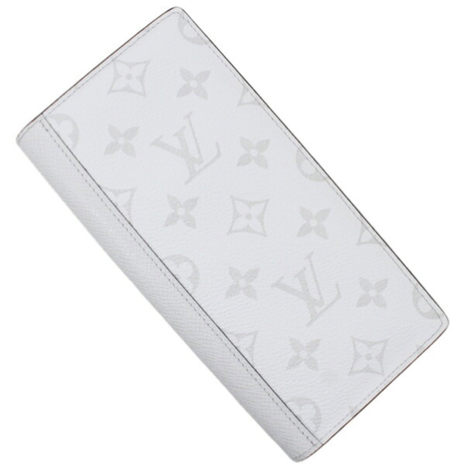 Taigarama bi fold Louis Vuitton wallet: Taigarama bi fold Louis Vuitton wallet Taigarama bi fold Louis Vuitton wallet features the iconic Blanc, White color and measures 19cm x 10cm. This long wallet has been carefully maintained in its ope