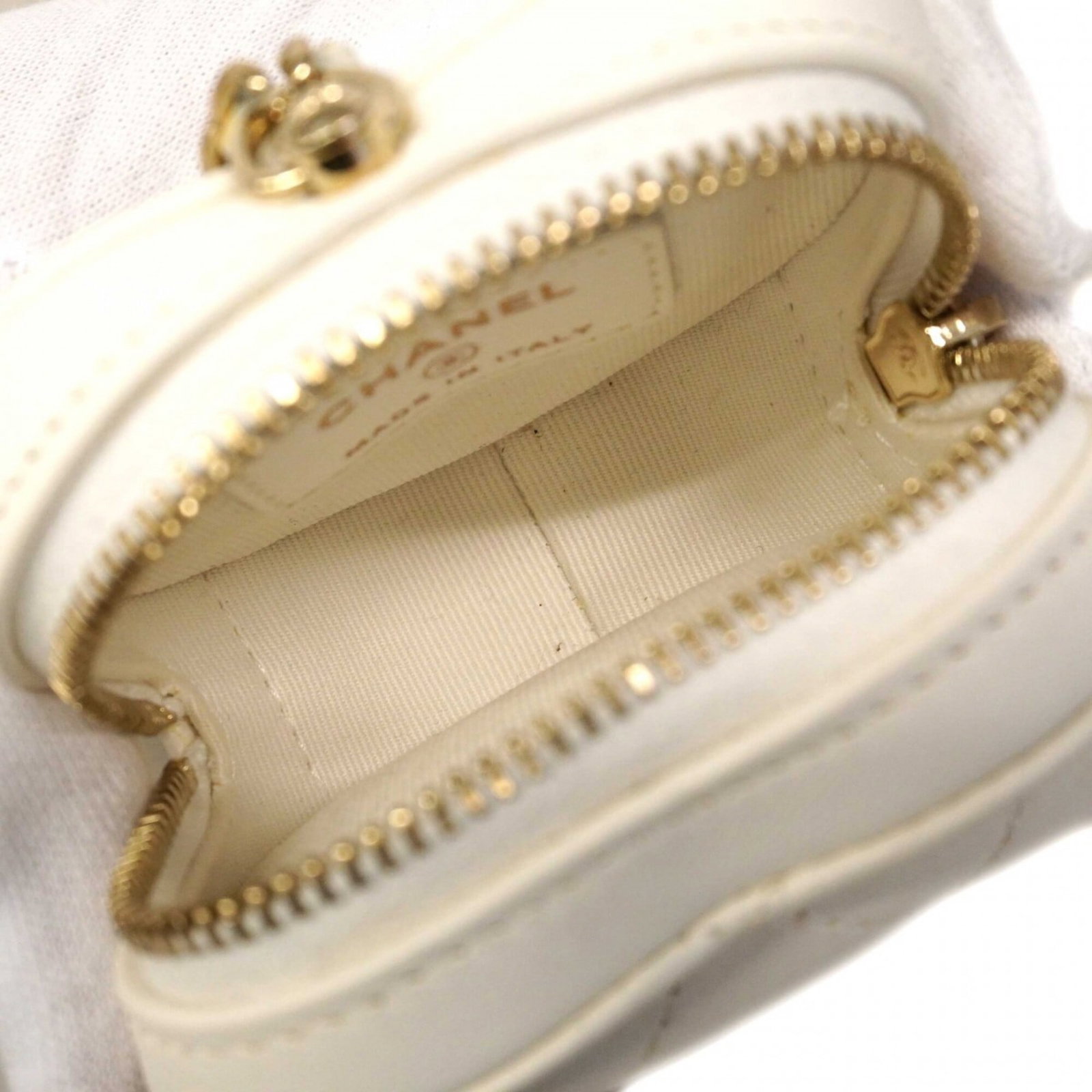 Chanel Leather Pouch - 4