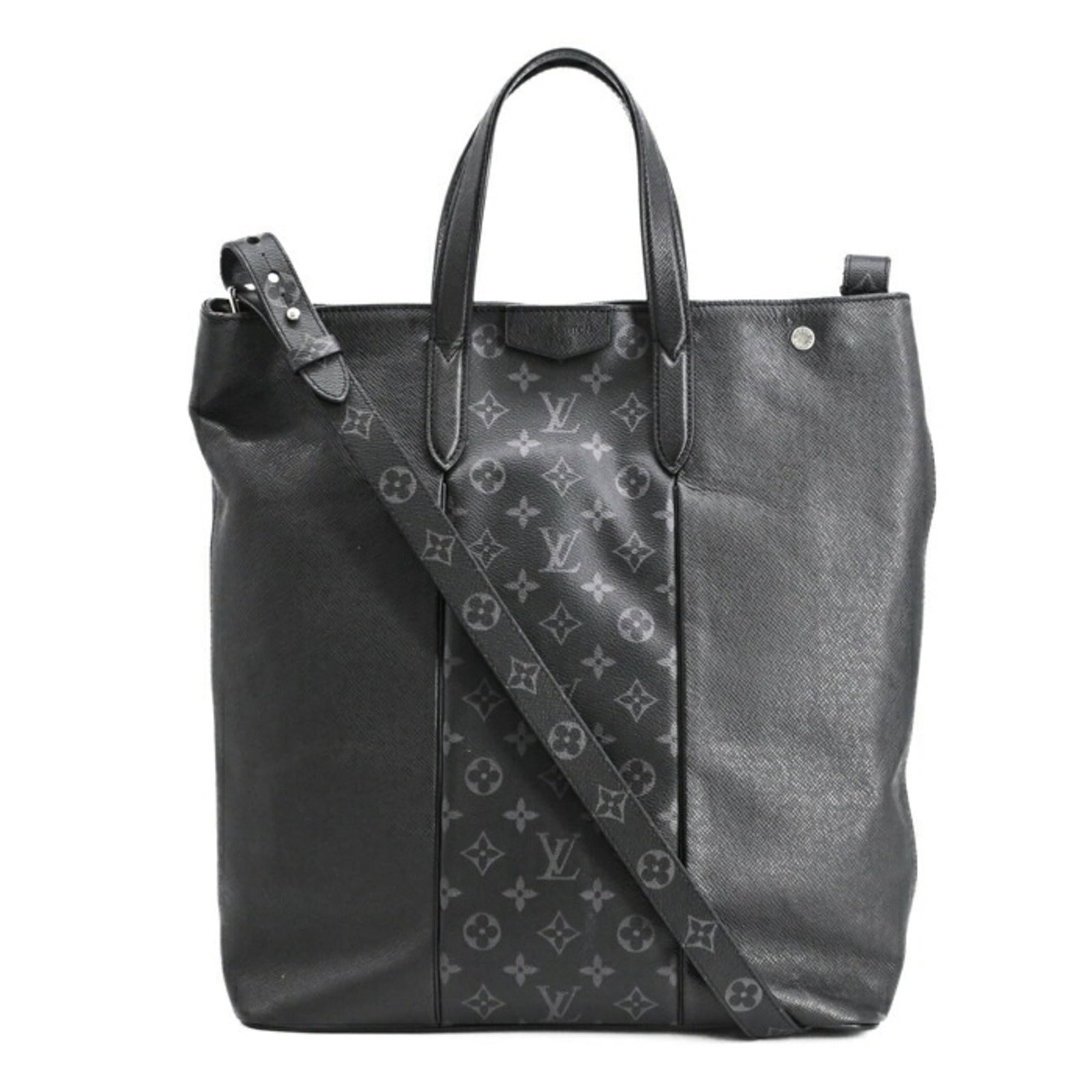 Louis Vuitton Taigarama Bag Shoulder Handbag: Louis Vuitton Taigarama Bag Shoulder Handbag The Louis Vuitton Taigarama Bag offers a sleek and sophisticated design, featuring the iconic monogram pattern in black. This shoulder handbag boasts a