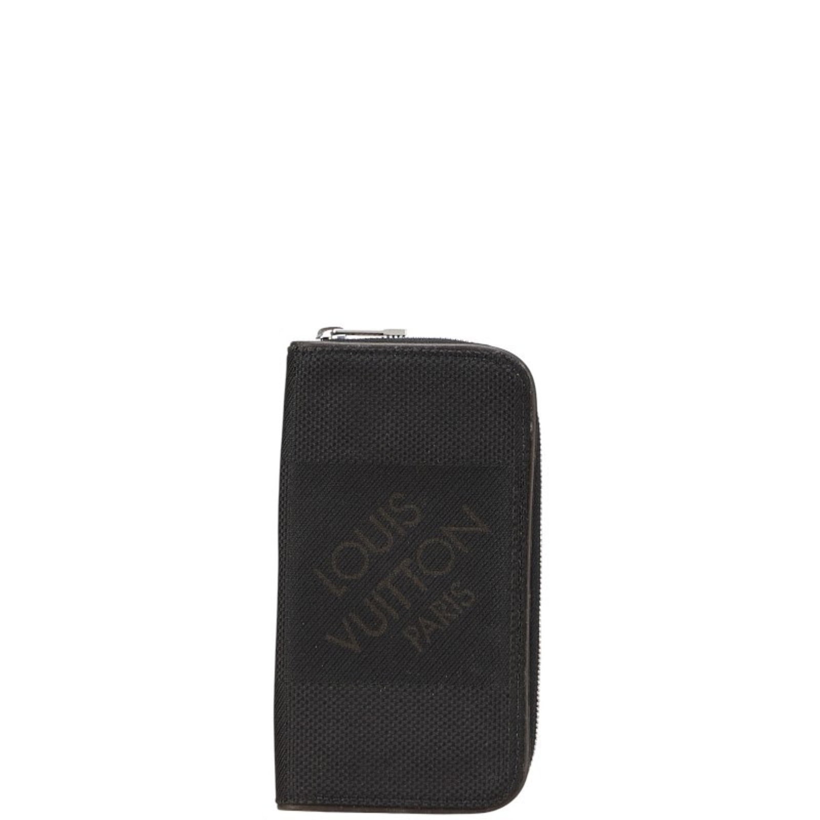 Canvas Leather Bi Fold Wallet Long Louis Vuitton: Canvas Leather Bi Fold Wallet Long Louis Vuitton Canvas Leather Bi Fold Wallet Long Louis Vuitton. This classic long wallet features canvas and leather construction, with a black color and zipper