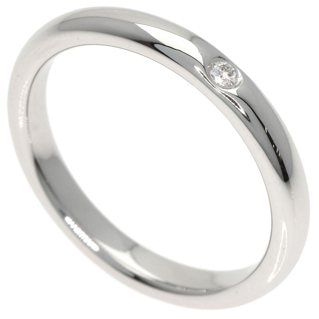 Tiffany&Co. Stacking Band 1P Diamond Ring Platinum Pt950: Tiffany&Co. Stacking Band 1P Diamond Ring Platinum Pt950 Tiffany&Co.'s Stacking Band 1P Diamond Ring Platinum Pt950 boasts a sleek silver platinum exterior, complemented by a single diamond main