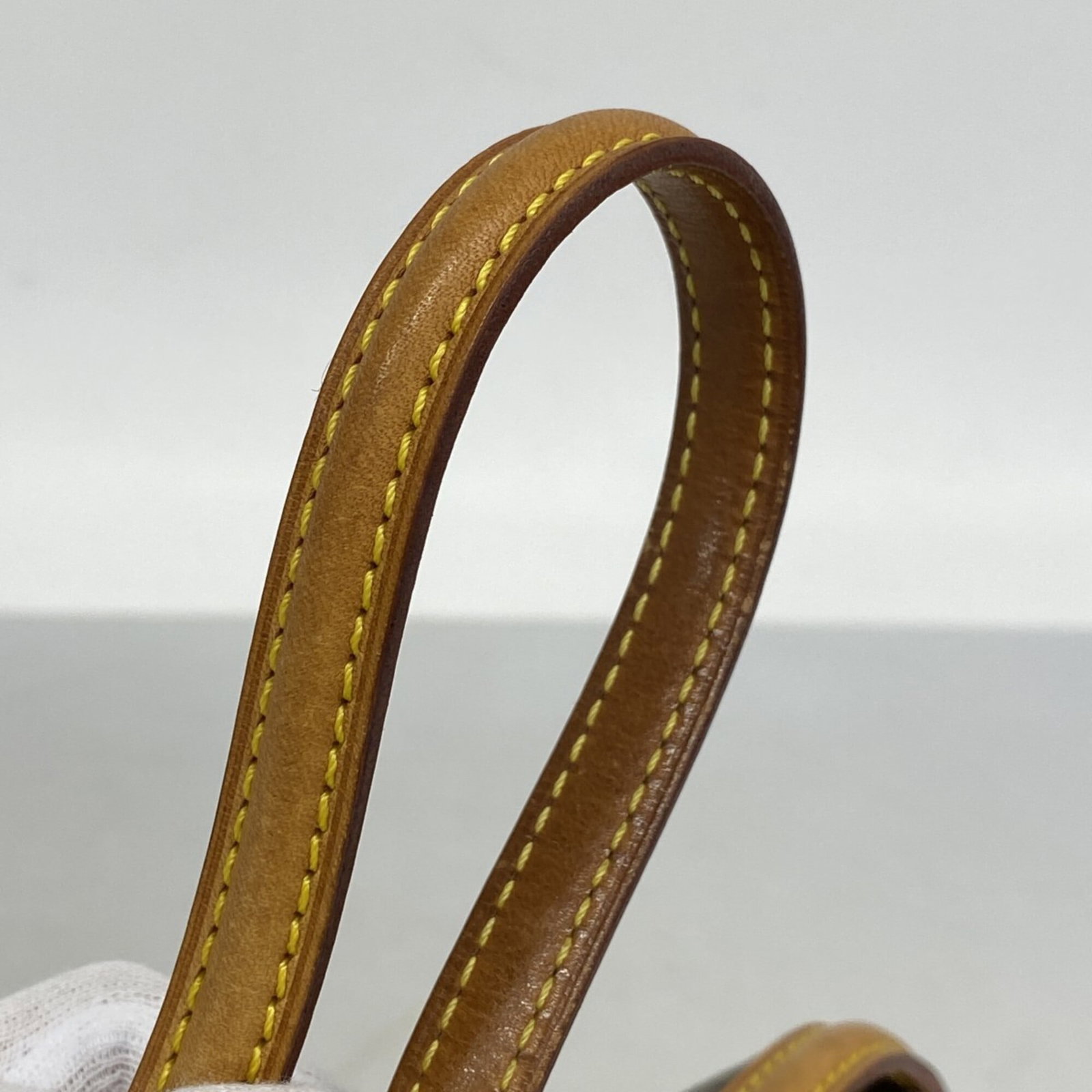 Handbag by Louis Vuitton - 8