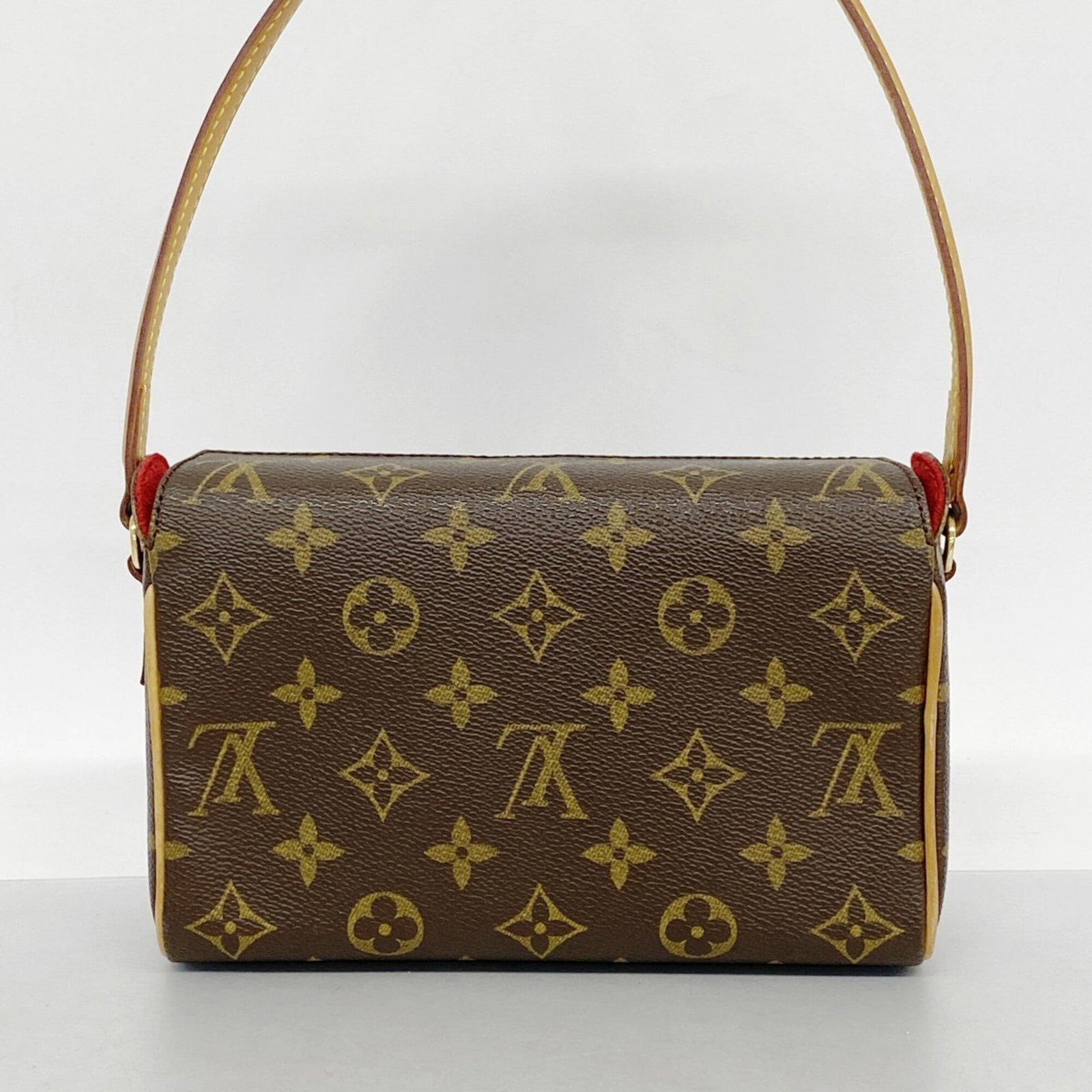 Handbag by Louis Vuitton - 9