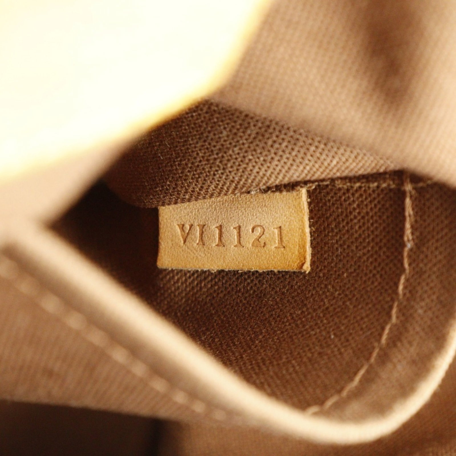 Louis Vuitton Handbag Monogram - 9