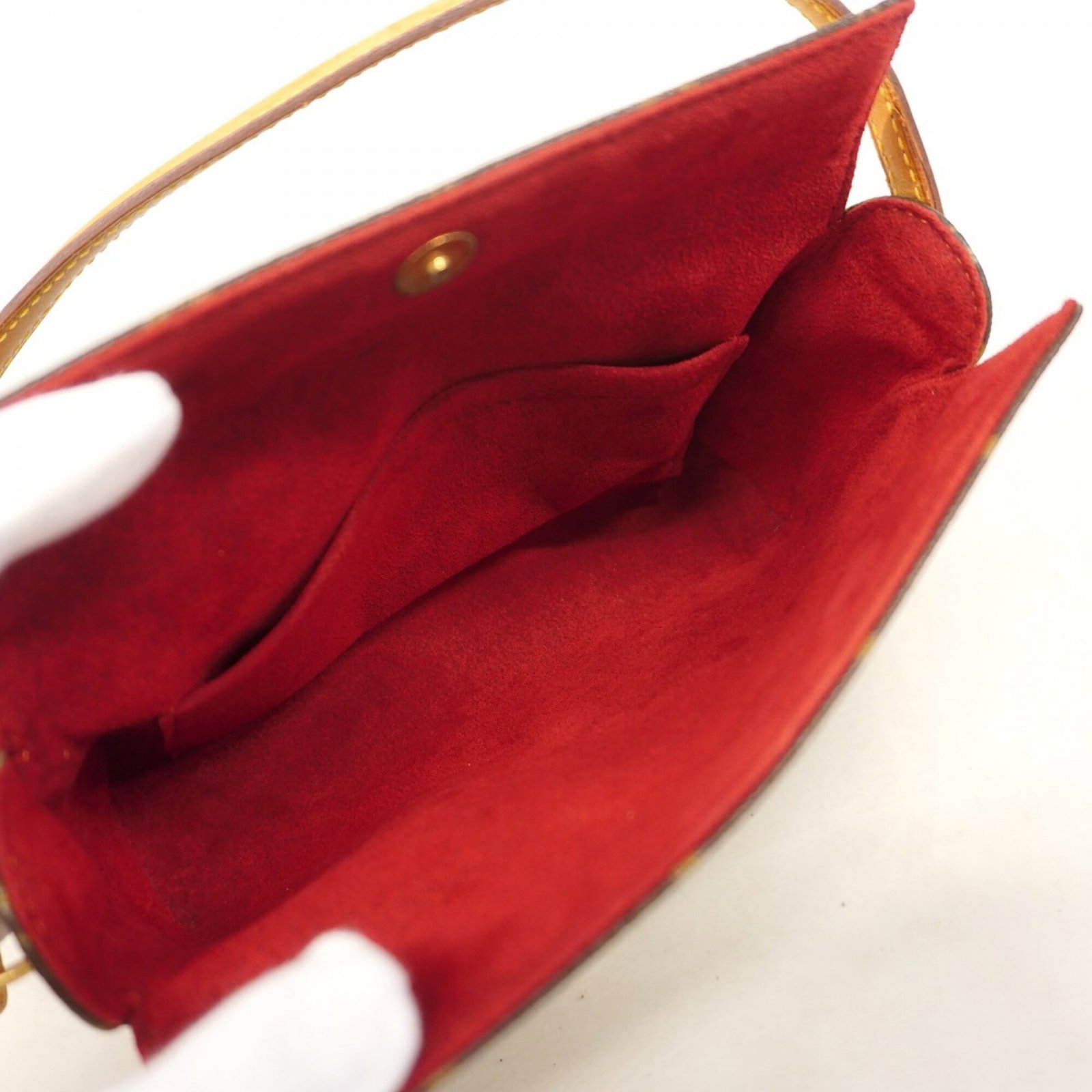 Handbag by Louis Vuitton - 4