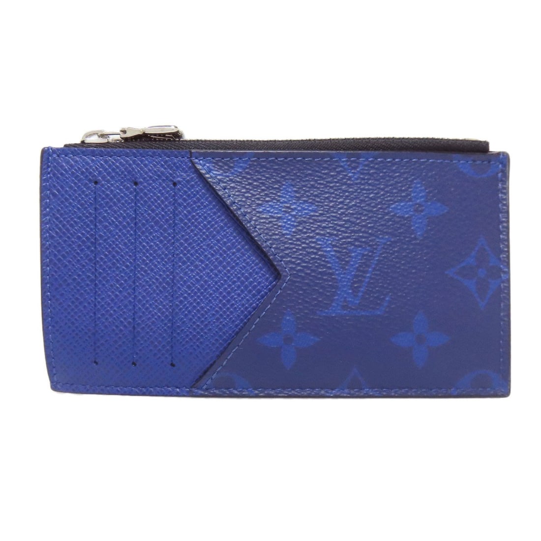 Louis Vuitton M30270 Coin Card Holder Coin Purse Taigalama: Louis Vuitton M30270 Coin Card Holder Coin Purse Taigalama Blue Taigalama coin purse from LOUIS VUITTON, featuring the iconic M30270 design. This stylish coin purse boasts a sleek blue exterior and