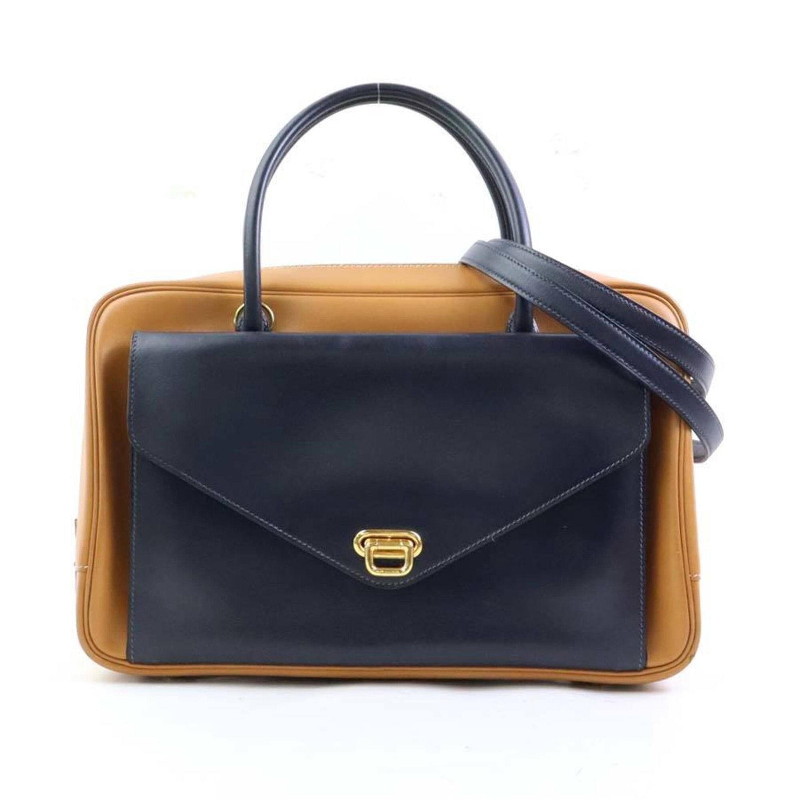 Hermes Handbag Shoulder Bag Gulliver Leather: Hermes Handbag Shoulder Bag Gulliver Leather Gulliver Leather shoulder bag from Hermes, with its distinctive material and classic design. This used handbag features traces of usage and minor