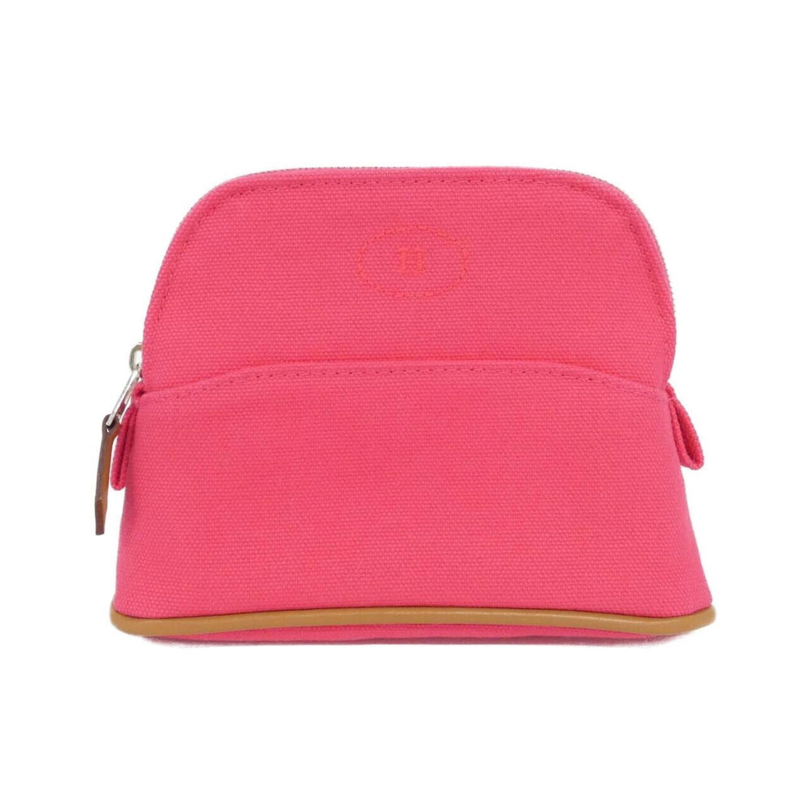 Canvas pouch by Hermes: Canvas pouch by Hermes Canvas pouch by Hermes, featuring a soft pink canvas exterior and silver hardware. This used item has a few traces of usage, with some scratches and dirt visible but overall in