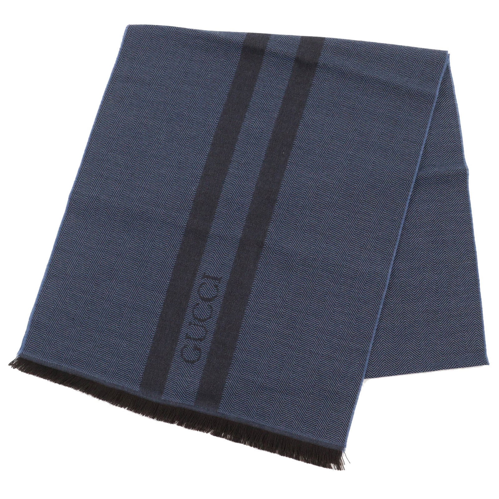 Gucci shawl wool: Gucci shawl wool Blue Gucci shawl wool, made from 100% wool, measures 1.8m x 40cm and features a brown color. The item is in mint condition as used, with no notable flaws. This Gucci shawl wool is