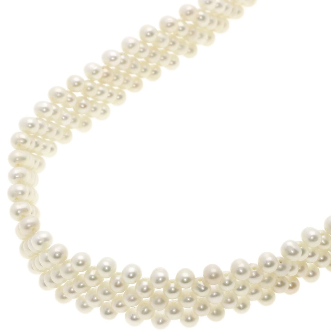Freshwater Pearl Necklace Silver 29.7G: Freshwater Pearl Necklace Silver 29.7G Silver necklace featuring a freshwater pearl, crafted from high-quality silver metal. The white pearl adds a touch of elegance to the simple design, creating a b