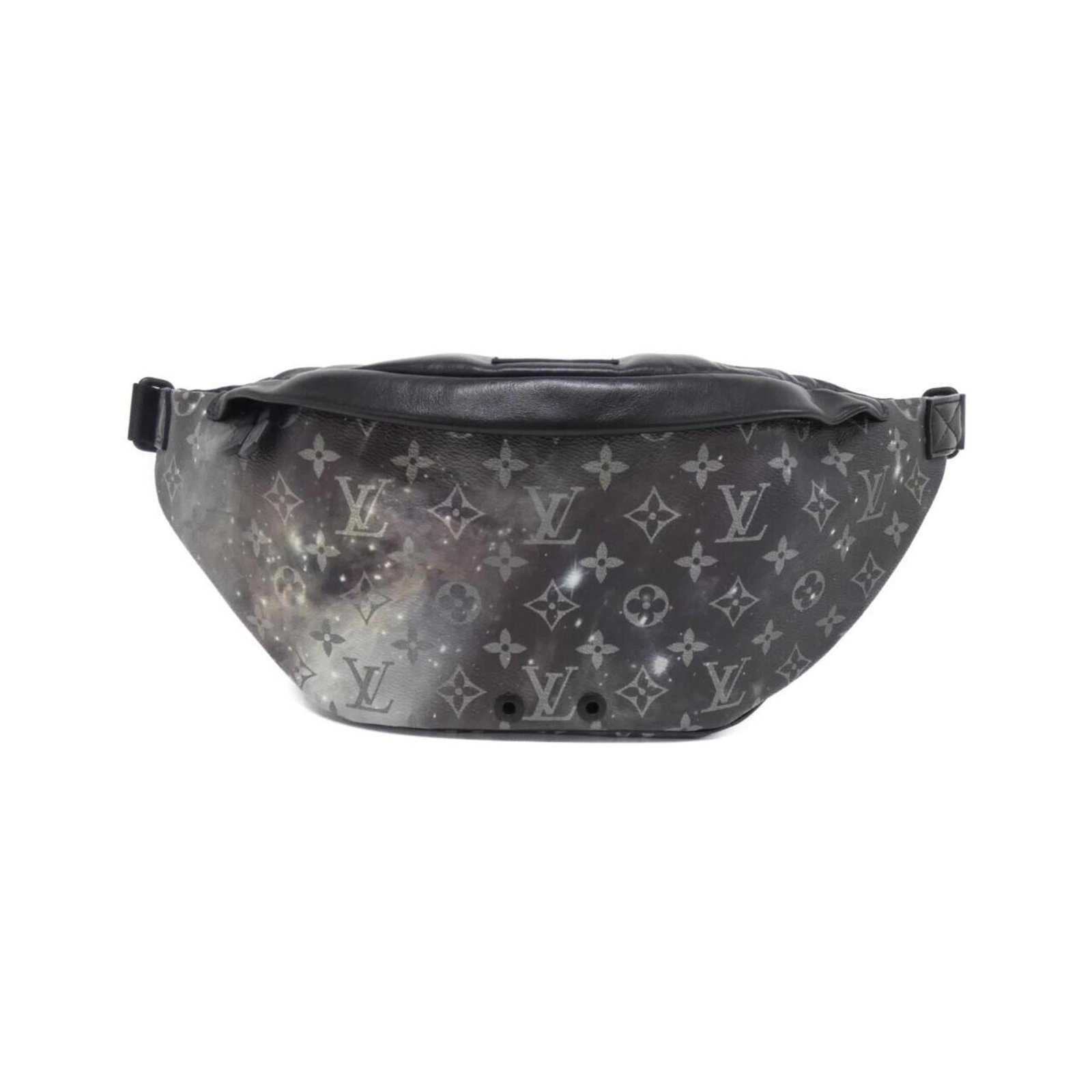 Coated Canvas By Shoulder Bag Louis Vuitton: Coated Canvas By Shoulder Bag Louis Vuitton Silver Coated Canvas Louis Vuitton Shoulder Bag - A pre-owned, very good condition bag with a few traces of usage and minor scratches. The coated canvas