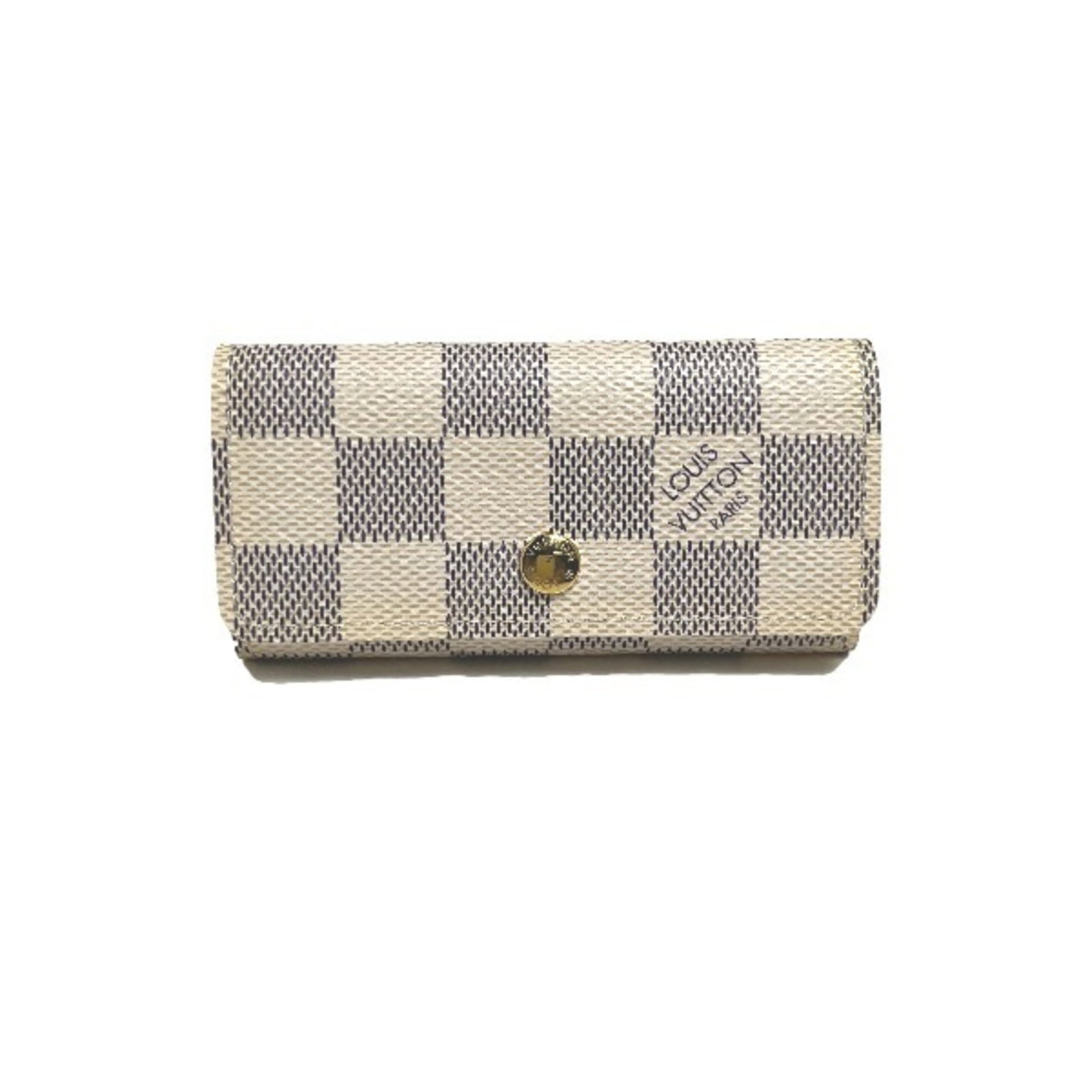 Louis Vuitton Keycase Damier Azur: Louis Vuitton Keycase Damier Azur Damier Azur, the iconic Louis Vuitton pattern, adds a touch of timeless elegance to this classic keycase. With its signature Damier Azur color and subtle signs of use