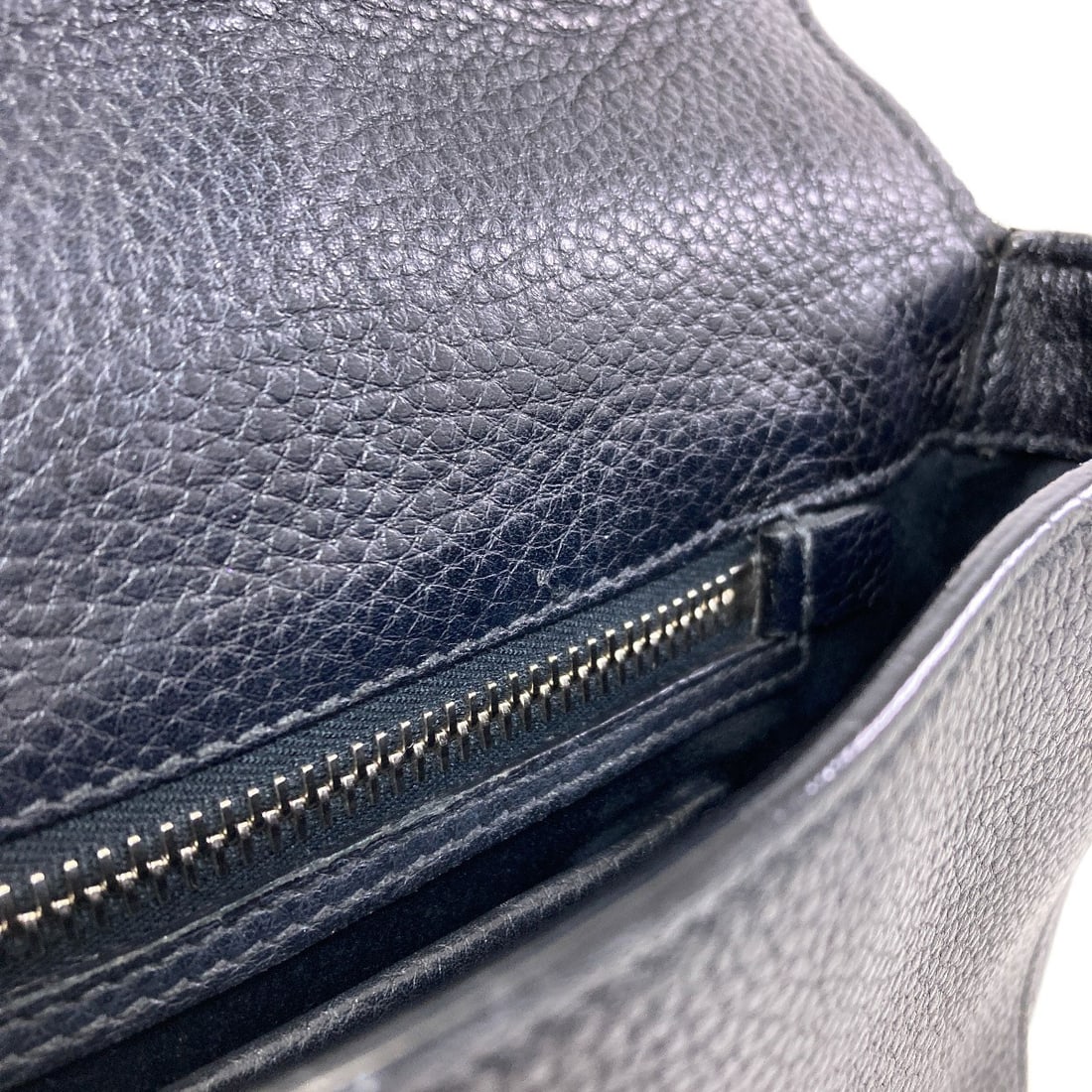 Long leather bag shoulder Miumiu - 9