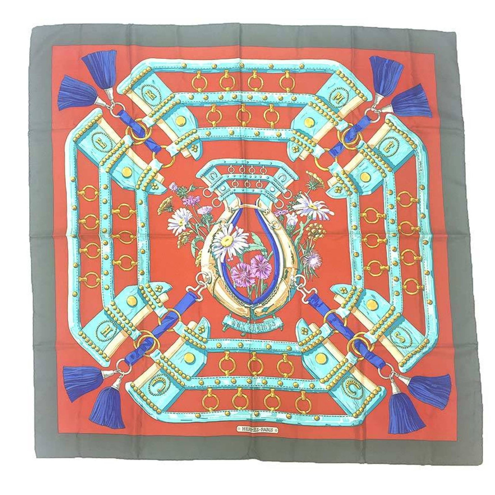 Silk scarf from Hermes (1 of 2)