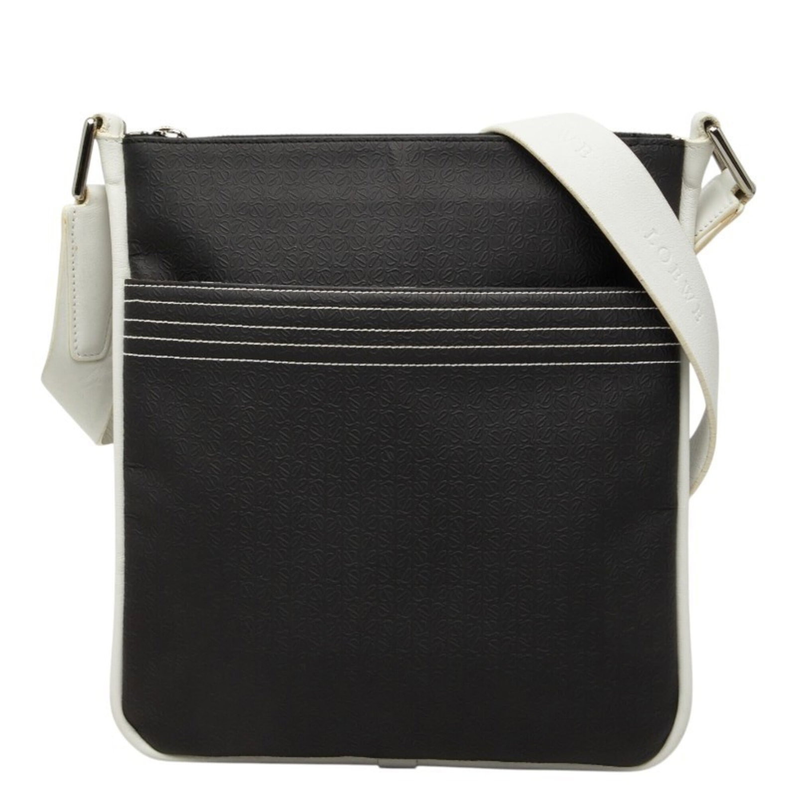 PVC leather shoulder bag from Loewe: PVC leather shoulder bag from Loewe Used Loewe PVC leather shoulder bag in black and white, featuring a classic design with a 29cm x 26.5cm x 1.5cm size. The bag shows traces of usage with scratches