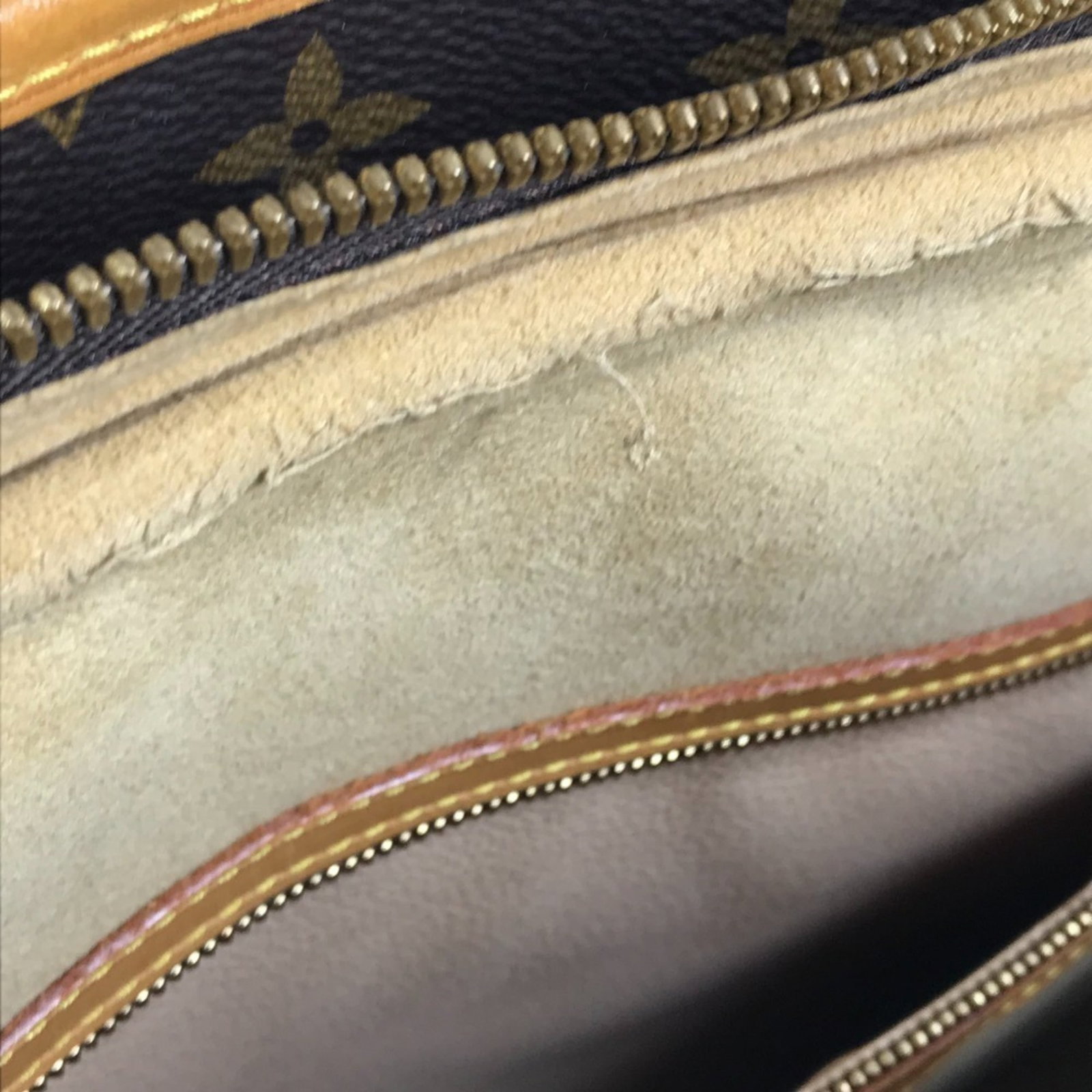 Louis Vuitton Handbag Monogram - 14