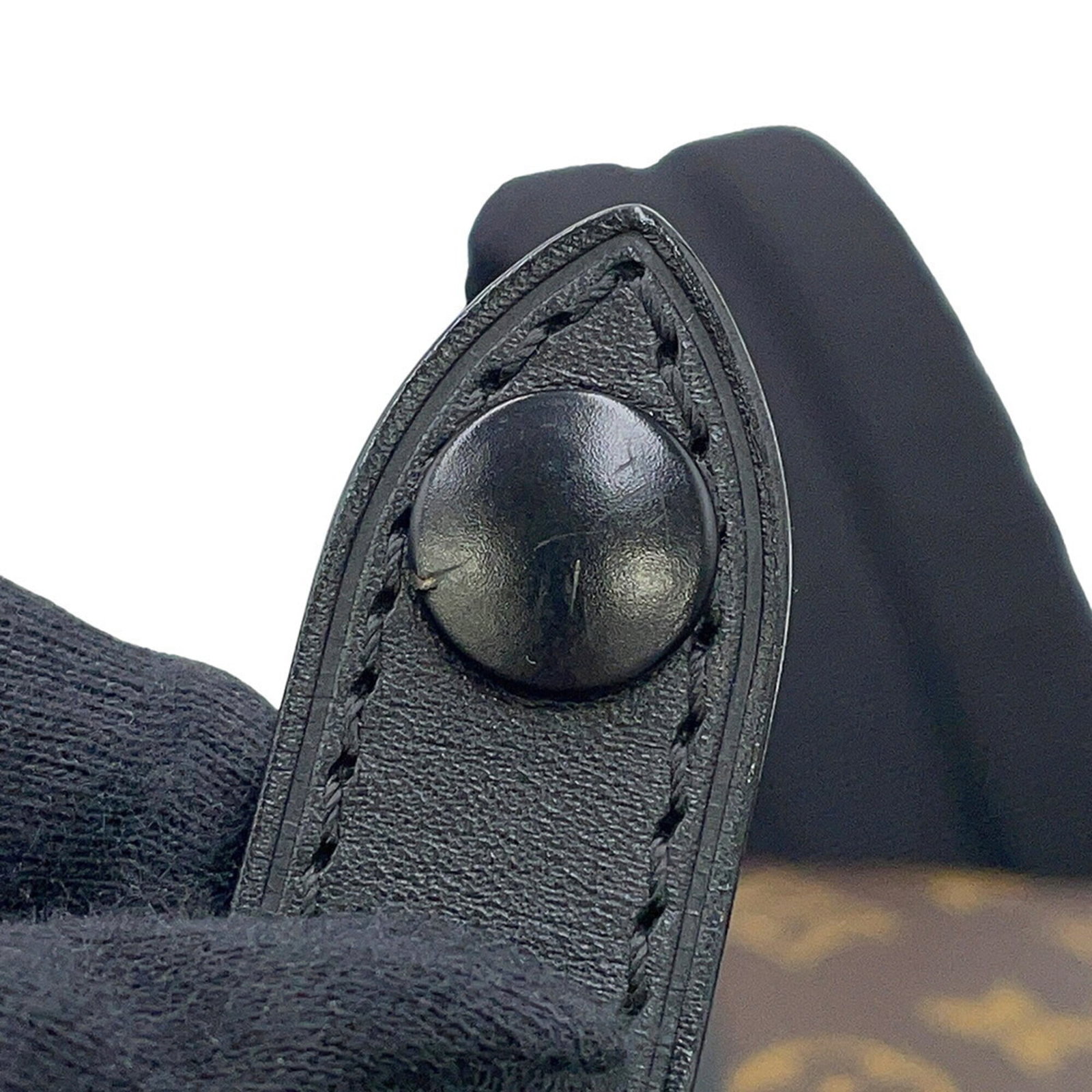 Louis Vuitton Handbag Monogram - 15