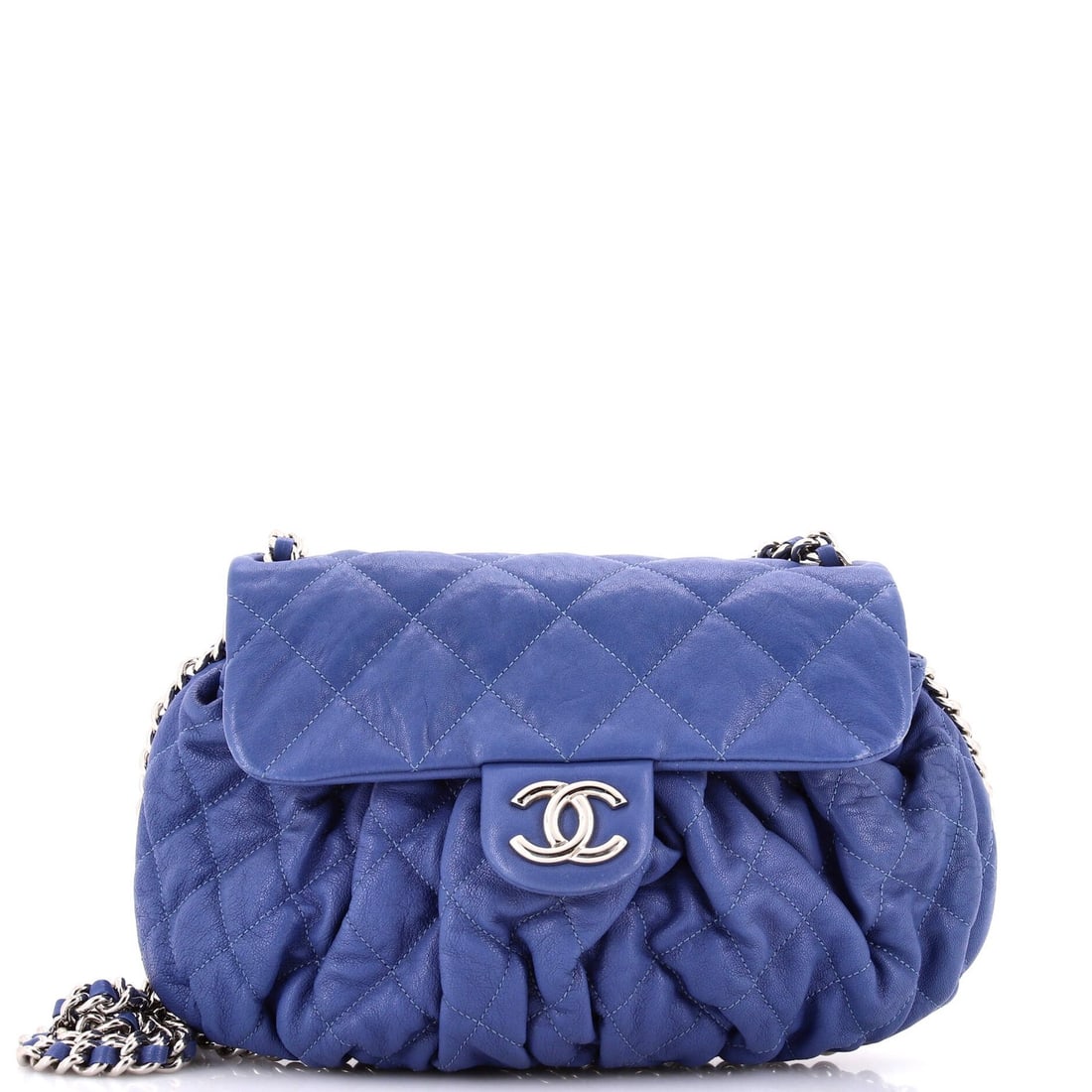 Chain Around Quilted Leather Chanel Medium Bag Flap: Chain Around Quilted Leather Chanel Medium Bag Flap Chain Around Quilted Leather Chanel Medium Bag Flap - A stylish and versatile cross body bag with quilted leather exterior in blue, featuring a